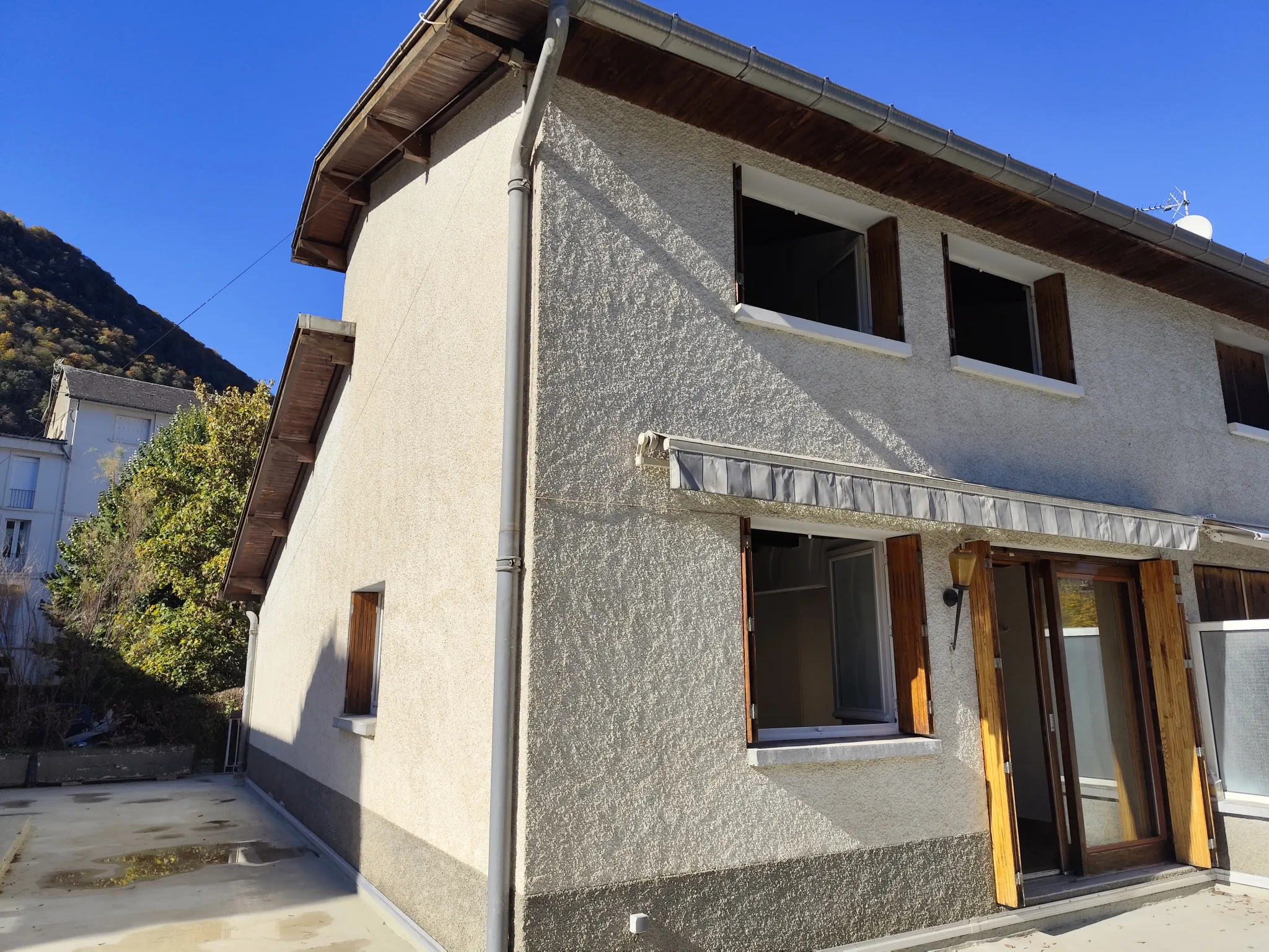Appartement duplex lumineux 75 m² avec terrasses dans le centre de Bagnères-de-Luchon 