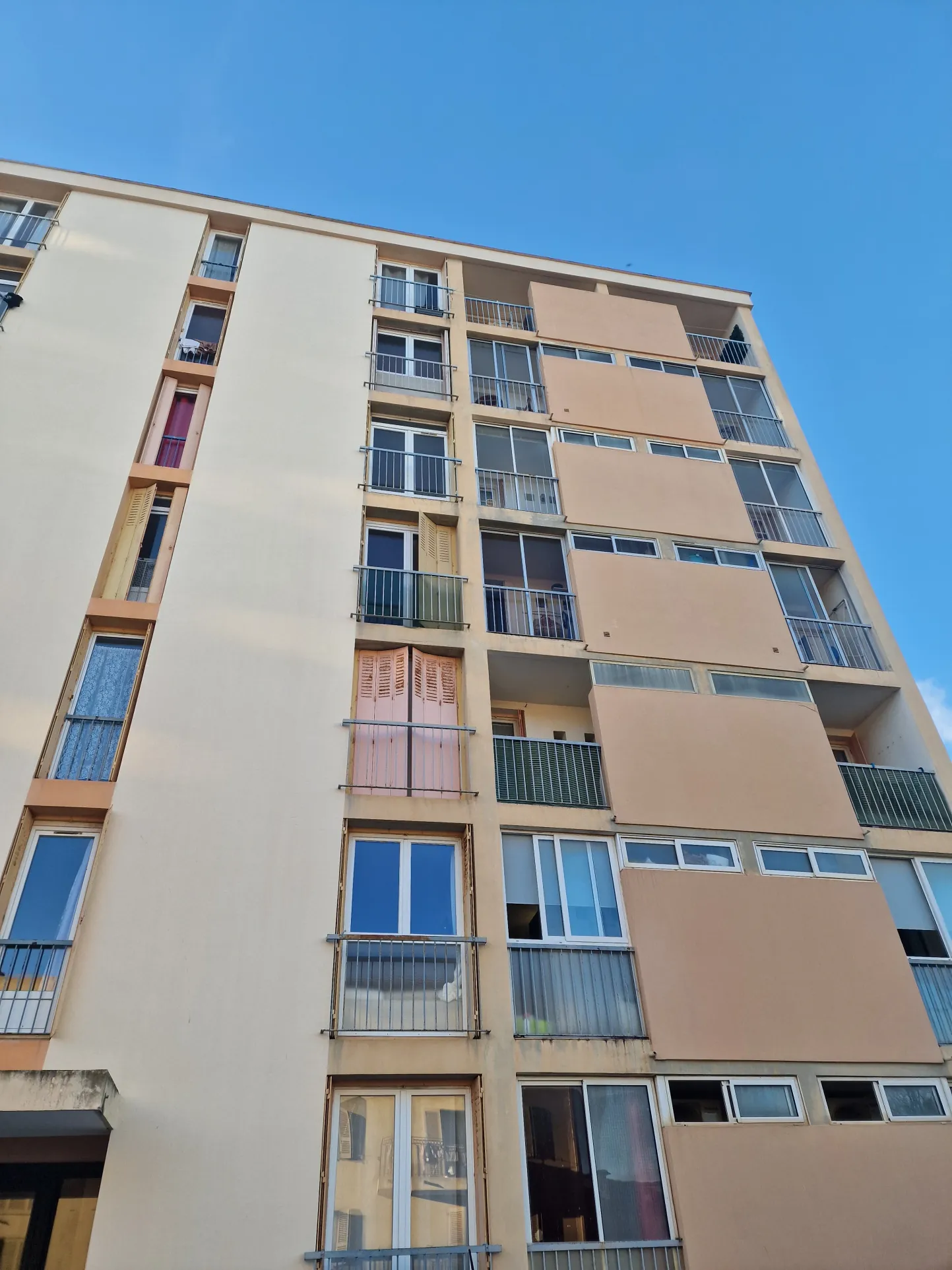 Appartement F5 à vendre à Bastia avec vue mer et stationnement