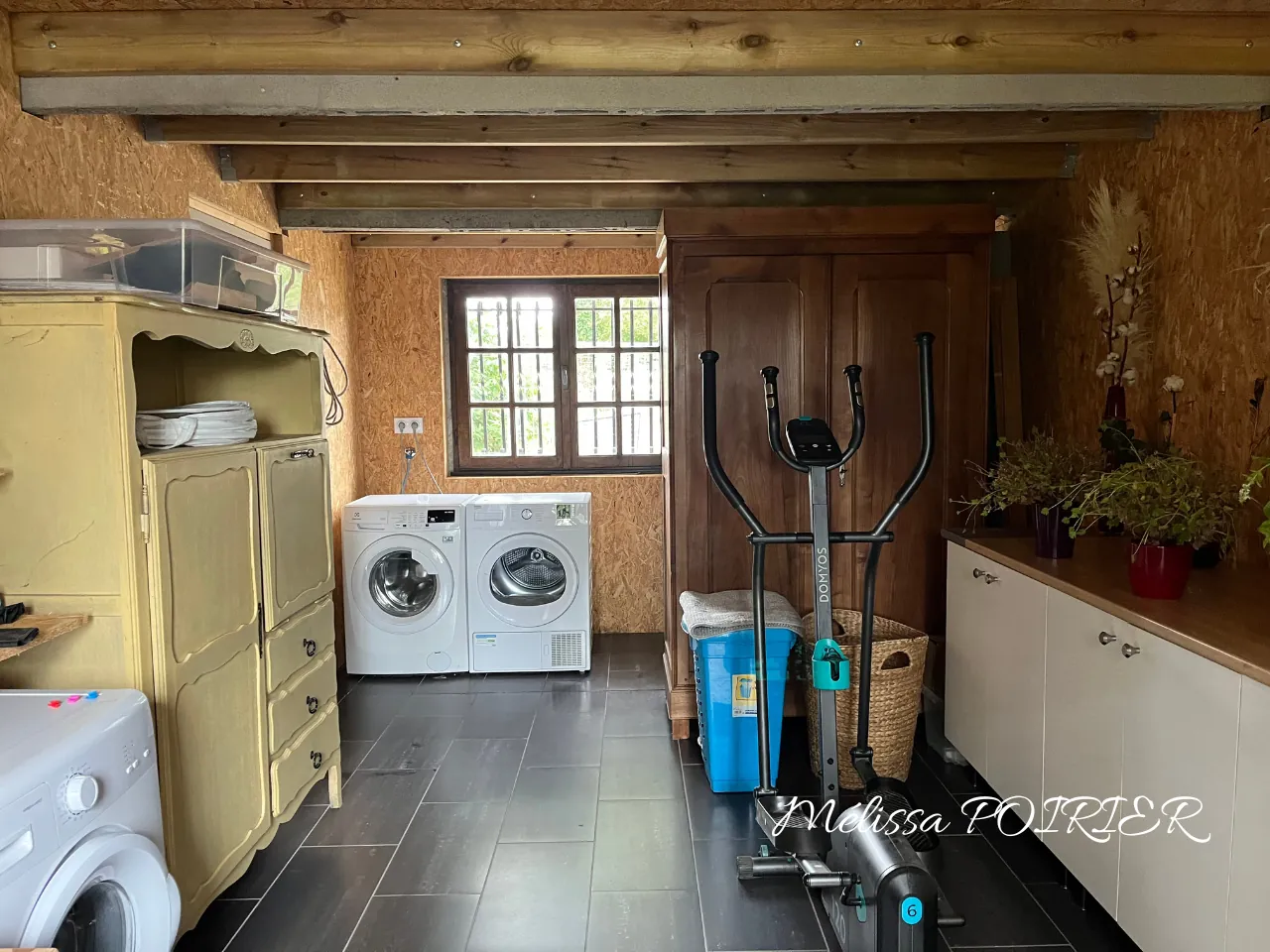 Maison de plain-pied avec 3 chambres et grand terrain à Mortagne-sur-Sèvre 