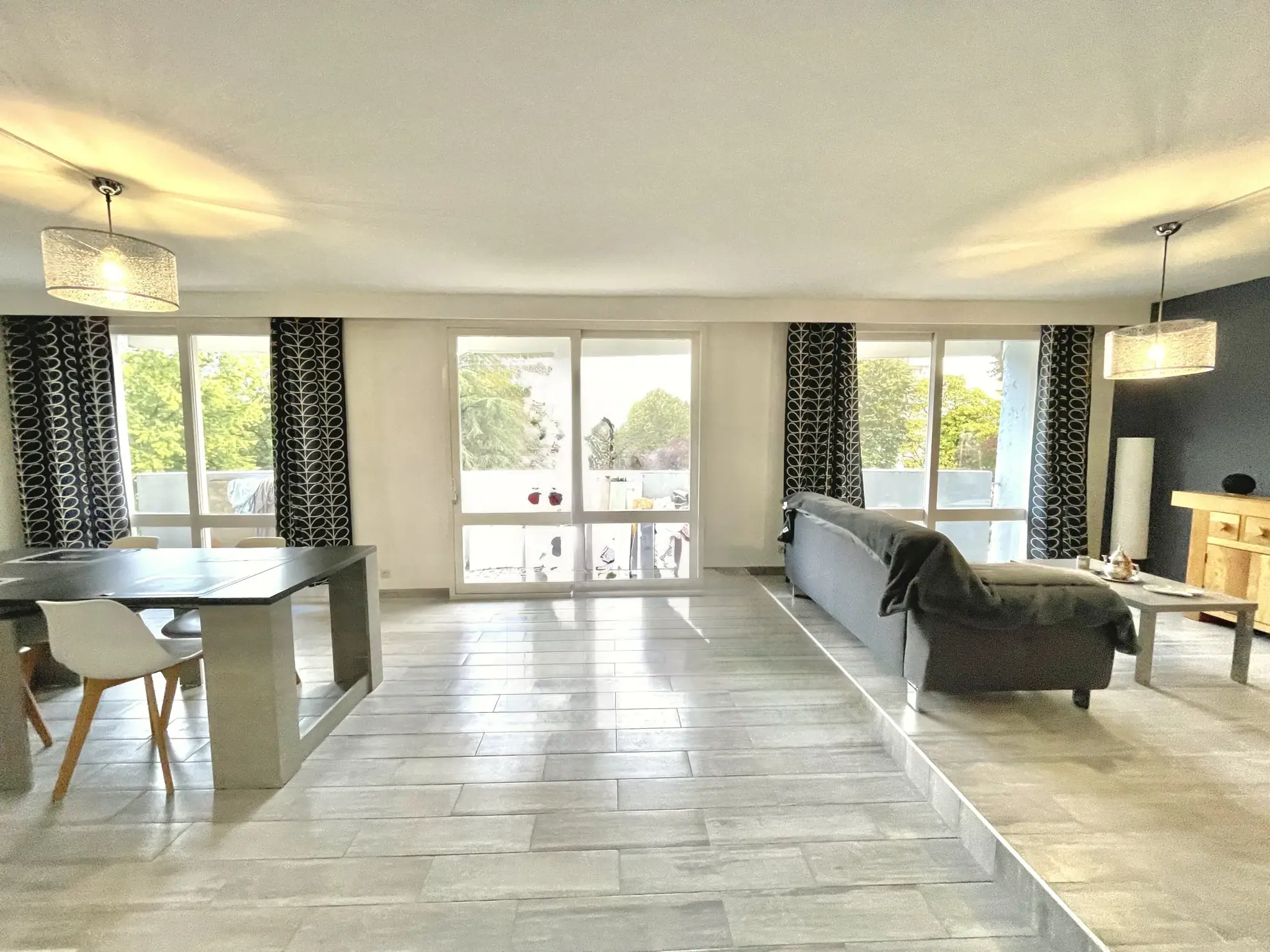 Grand appartement lumineux de 87 m² avec balcon à Saint Quentin