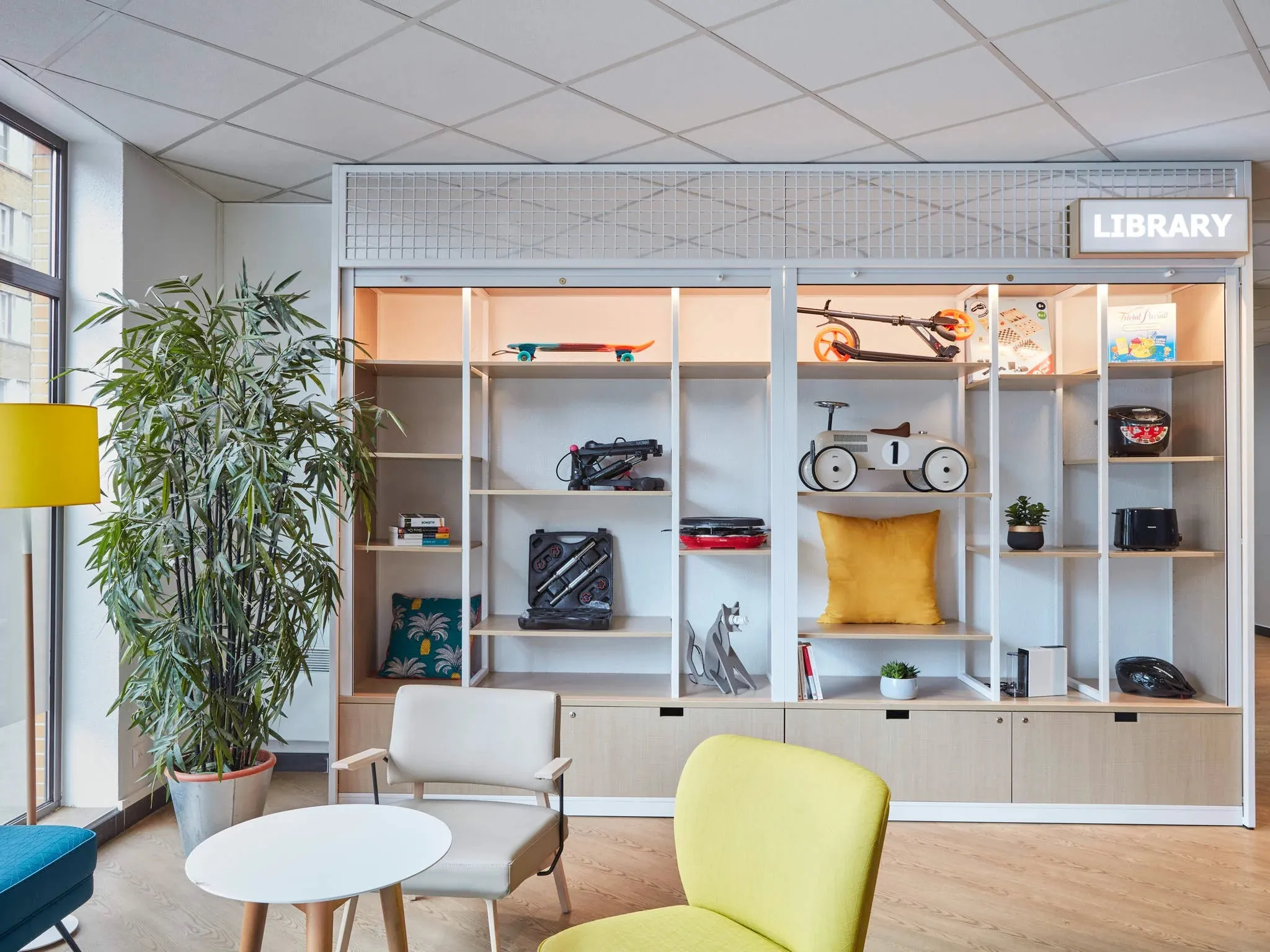 Investissement locatif en studio meublé à Ivry-sur-Seine - Bail commercial jusqu'en 2027 