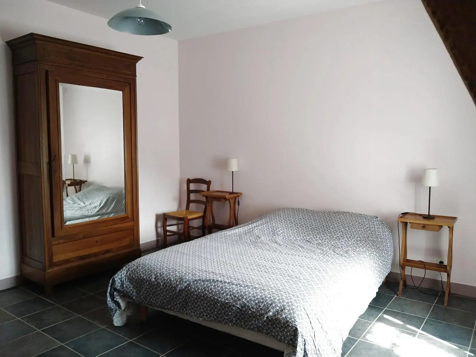 Maison de campagne à Gesvres de 147,63 m² avec dépendances et terrain de 3 318 m² 