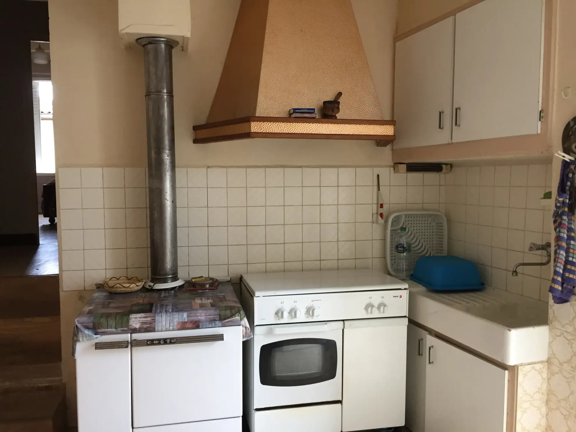 Maison de village à Benest de 87,2 m² avec 5 chambres, garage et cave