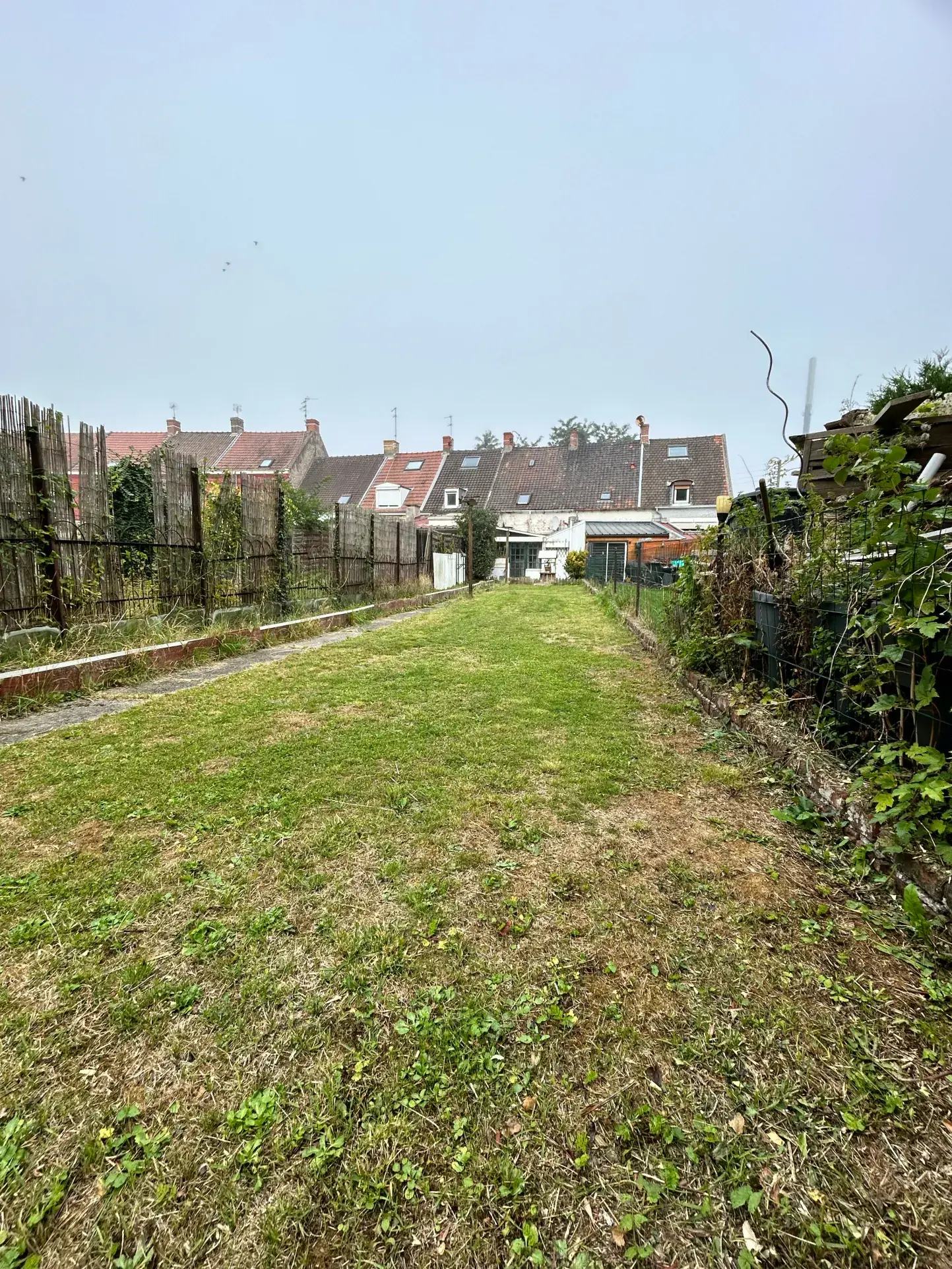 Maison de ville à vendre à Henin Beaumont avec jardin et terrasse 