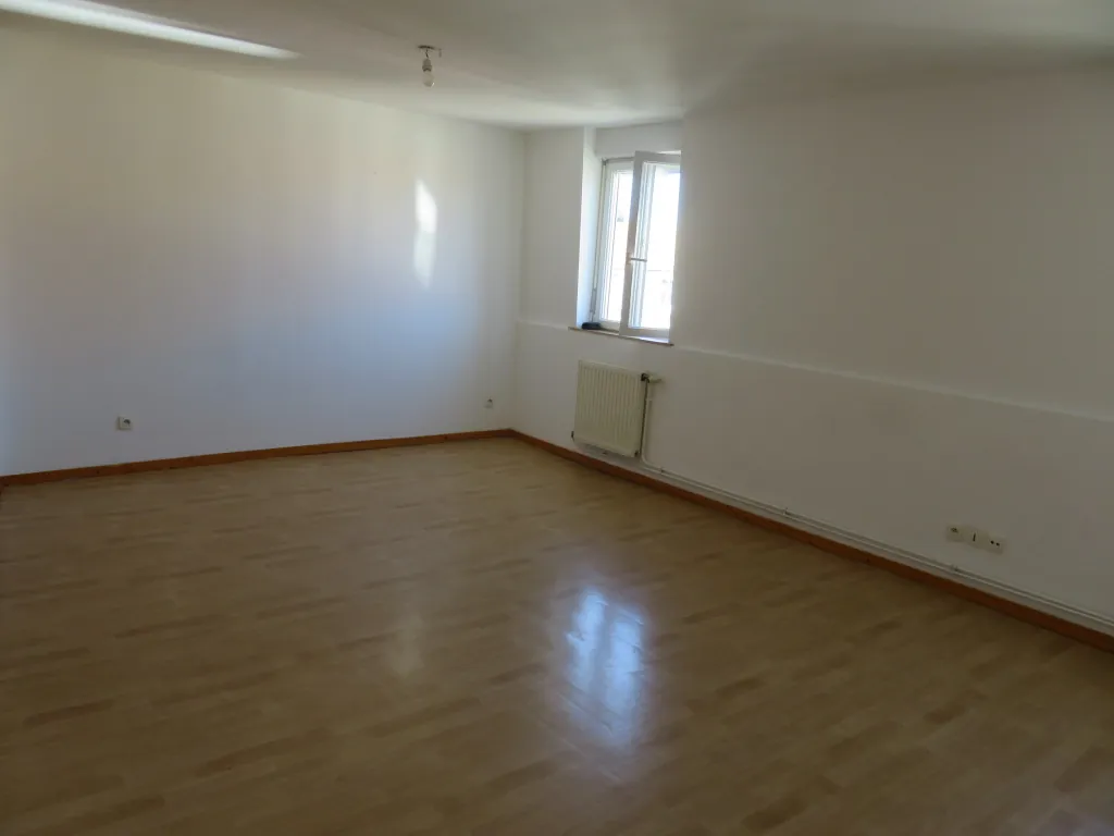 Bel appartement duplex lumineux de 58m² à Dunkerque, idéal pour investissement 