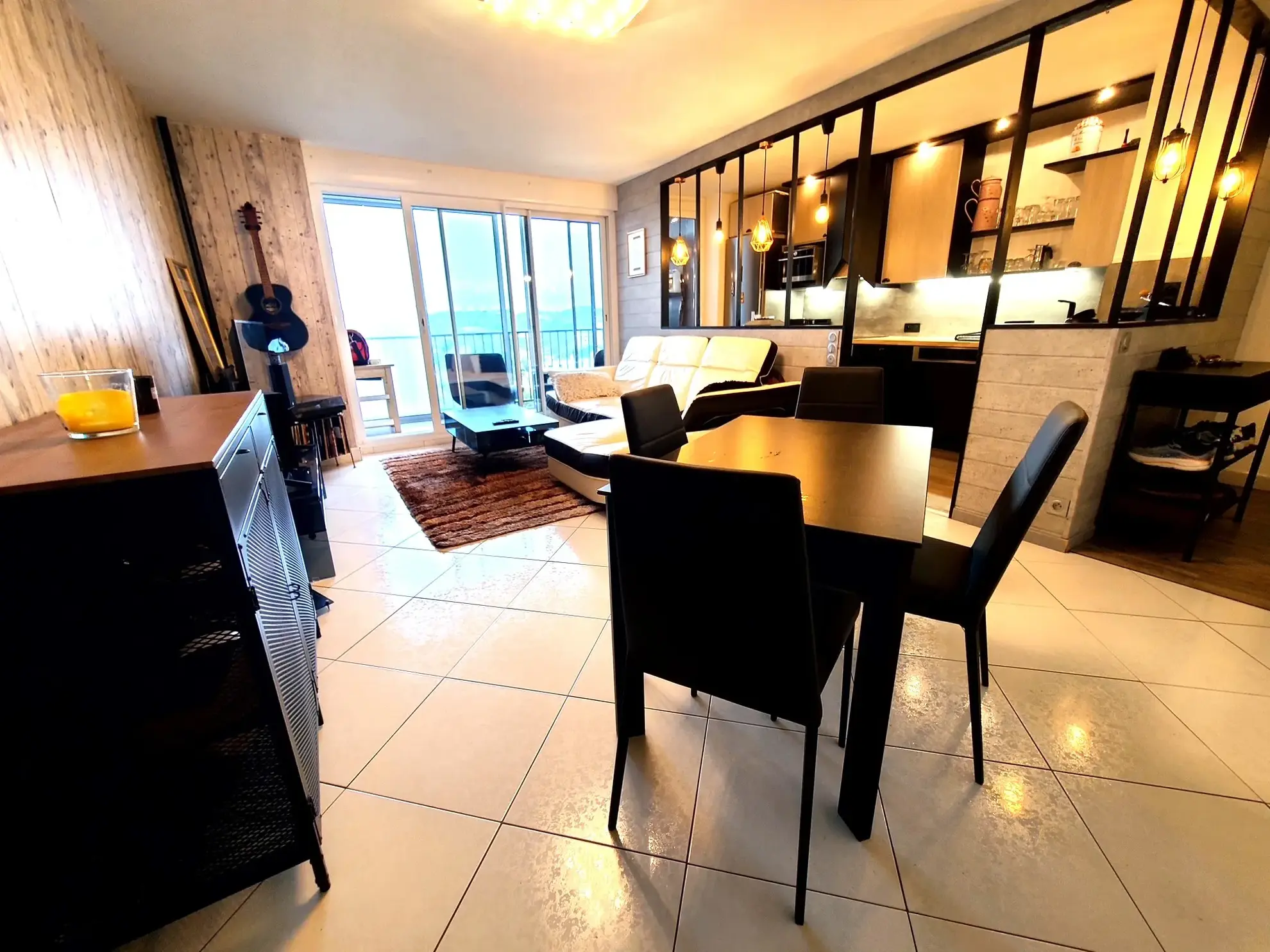 Appartement T3 rénové avec vue dégagée à Brest Bellevue