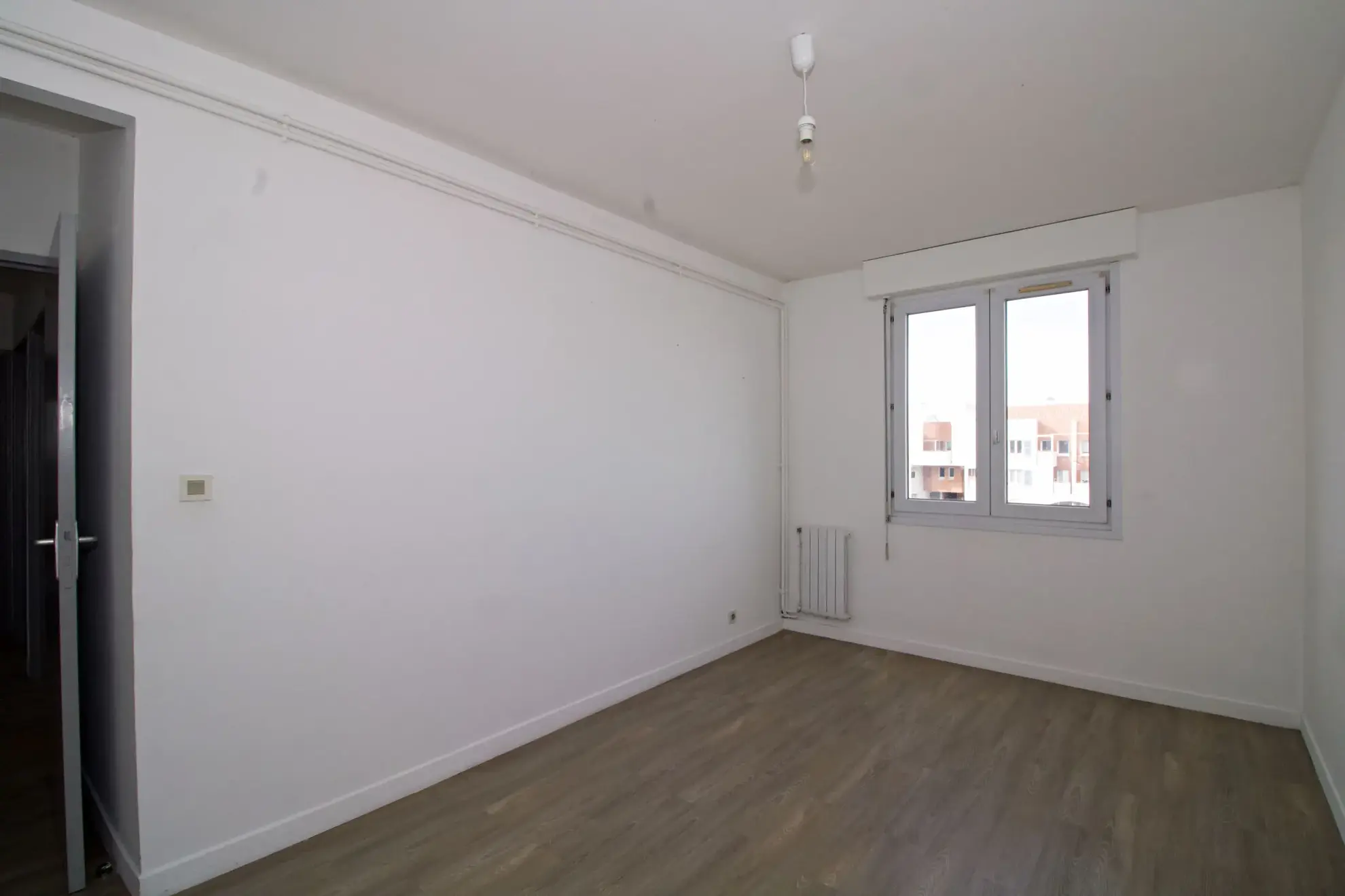 Appartement 5 pièces de 99 m2 à Narbonne avec vue dégagée et stationnement 