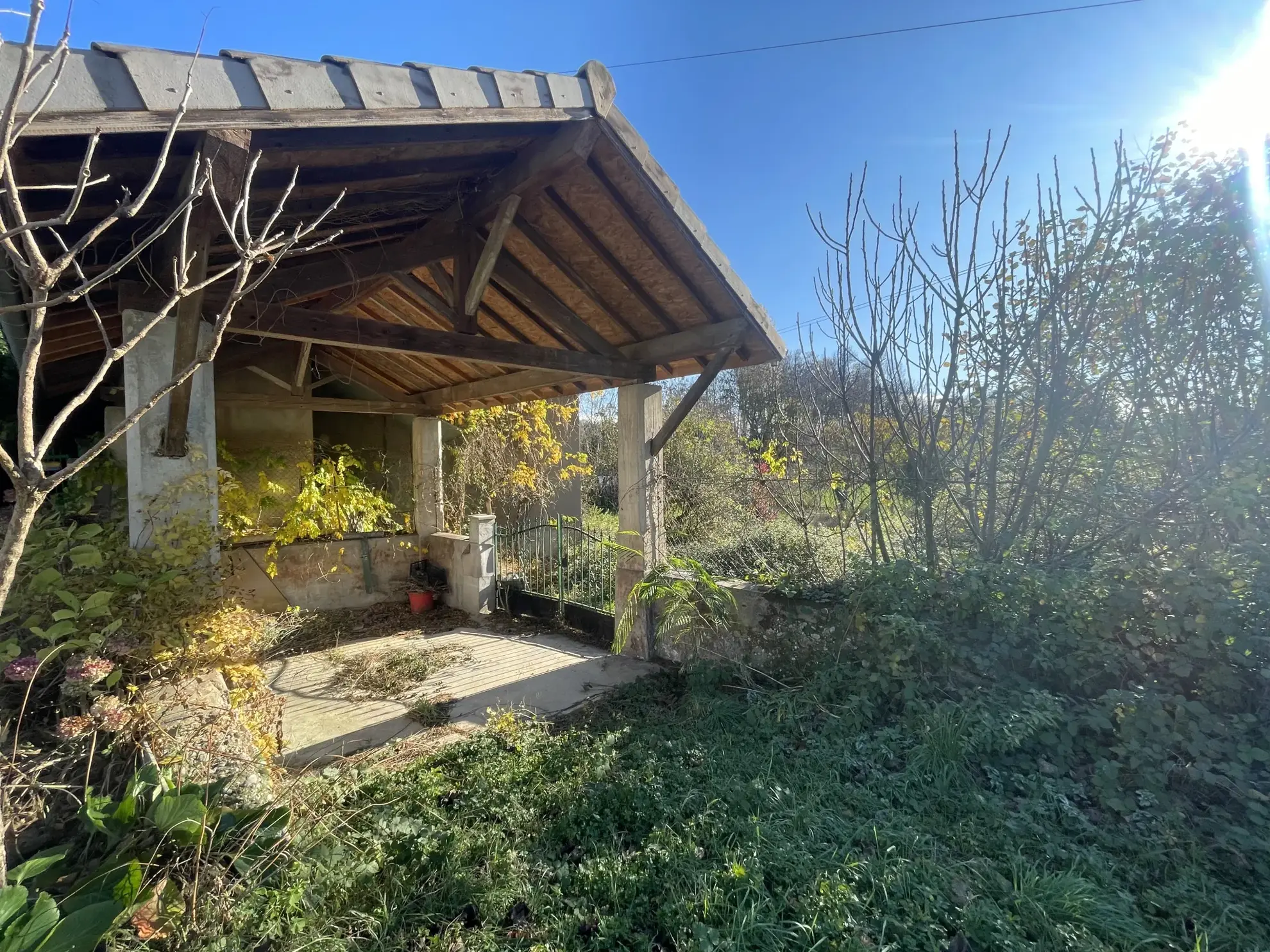 Maison à Châtillon-St-Jean (26) de 95m² avec potentiel sur terrain de 912m² 