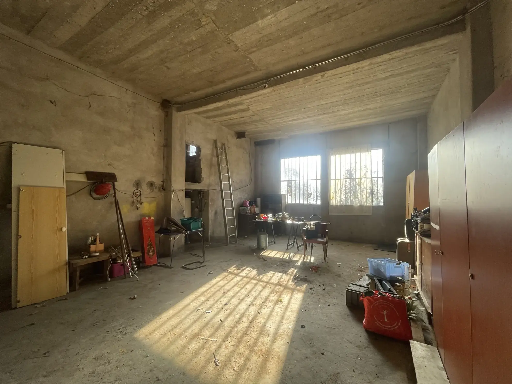 Maison à Châtillon-St-Jean (26) de 95m² avec potentiel sur terrain de 912m² 