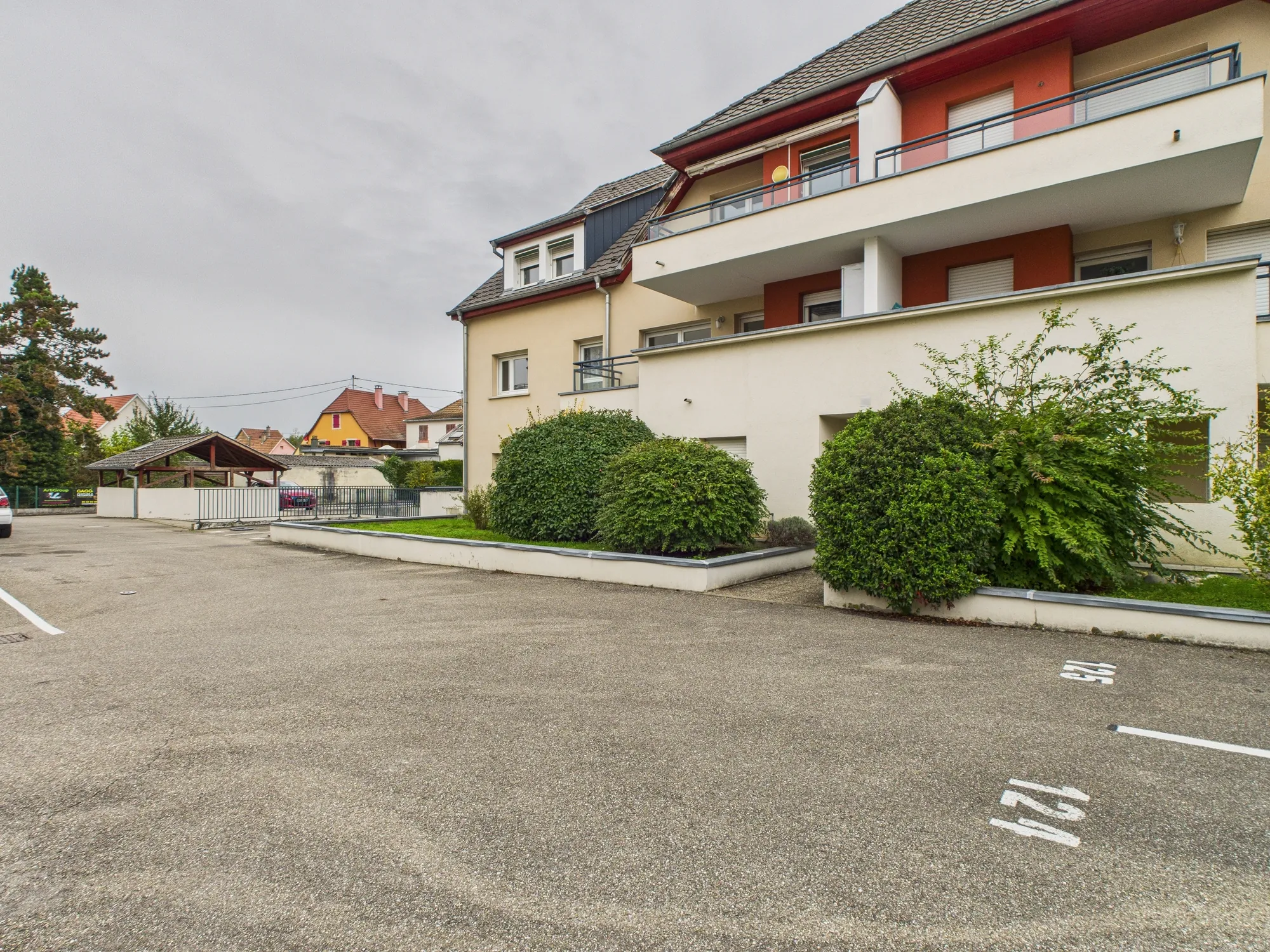 Appartement lumineux de 70 m² avec terrasse et garage à Brunstatt 