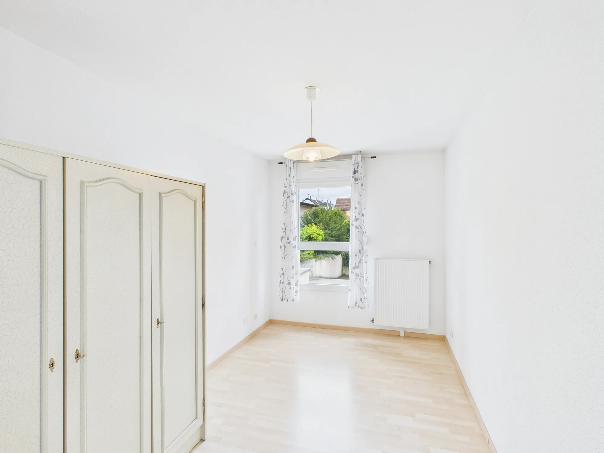 Appartement lumineux de 70 m² avec terrasse et garage à Brunstatt 