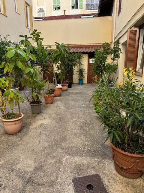 Studio à vendre dans le quartier des Musiciens à Nice - Excellent état et emplacement privilégié 