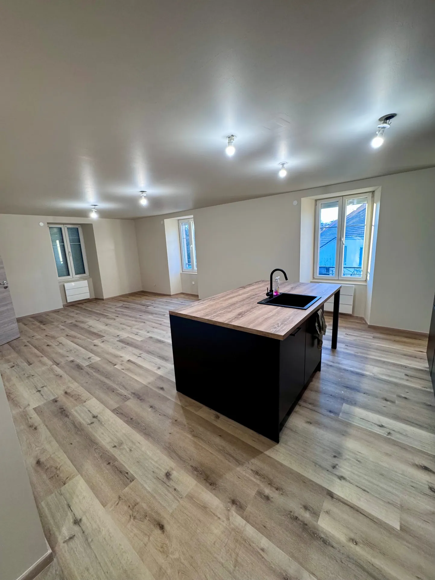 Appartement rénové loué à Chalonvillars – Idéal investisseur de 78 m²