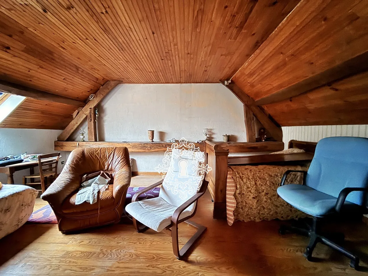 Maison indépendante à Donnemarie-Dontilly – 5 chambres, terrain de 1150 m², à rénover, faible performance énergétique 