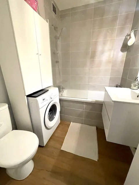 Appartement T2 lumineux de 44 m² à Toulouse Rangueil avec balcon et parking sécurisé 