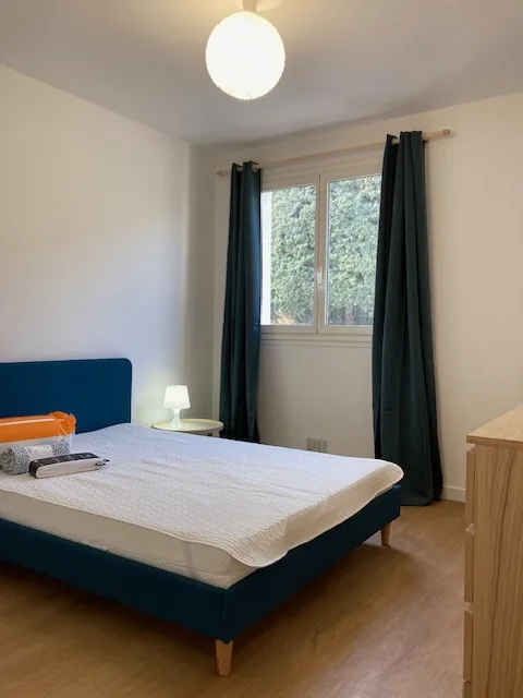Appartement T2 lumineux de 44 m² à Toulouse Rangueil avec balcon et parking sécurisé 