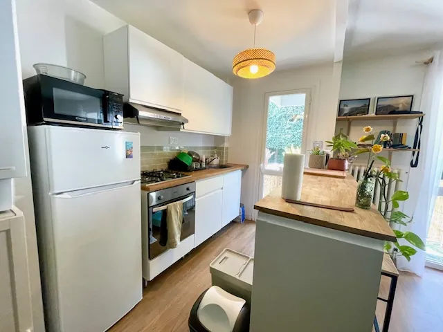 Appartement T2 lumineux de 44 m² à Toulouse Rangueil avec balcon et parking sécurisé 