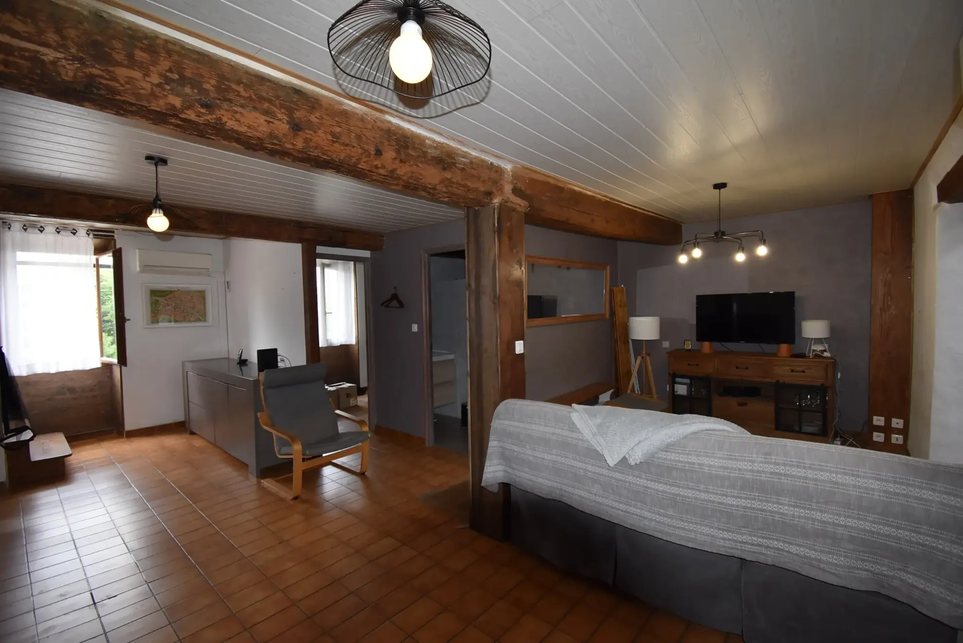 Maison de village à vendre à Mazères (09) - 113 m² avec terrasse et garage 