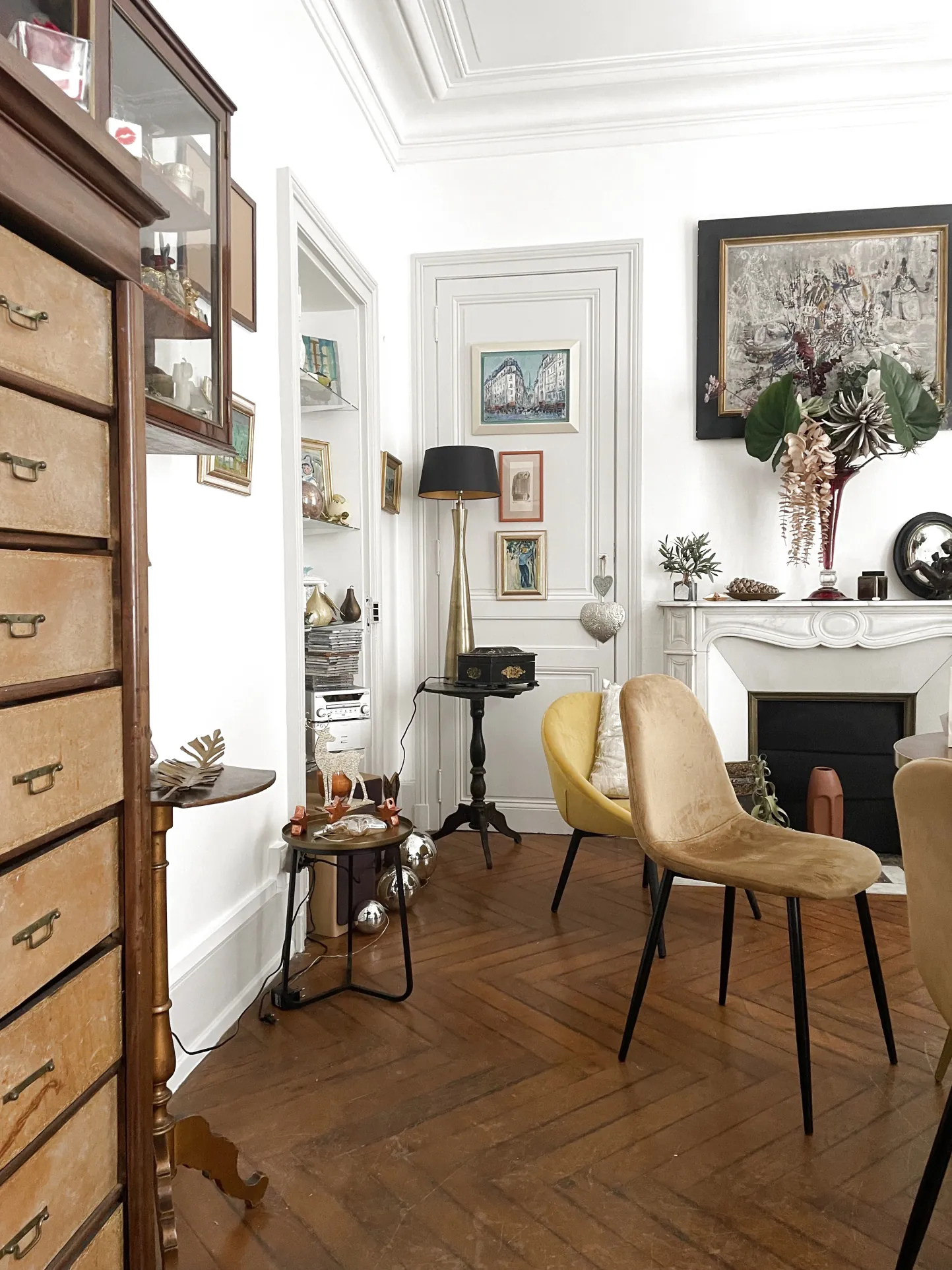 Appartement spacieux à Elbeuf Centre avec 2 chambres et grenier privé 