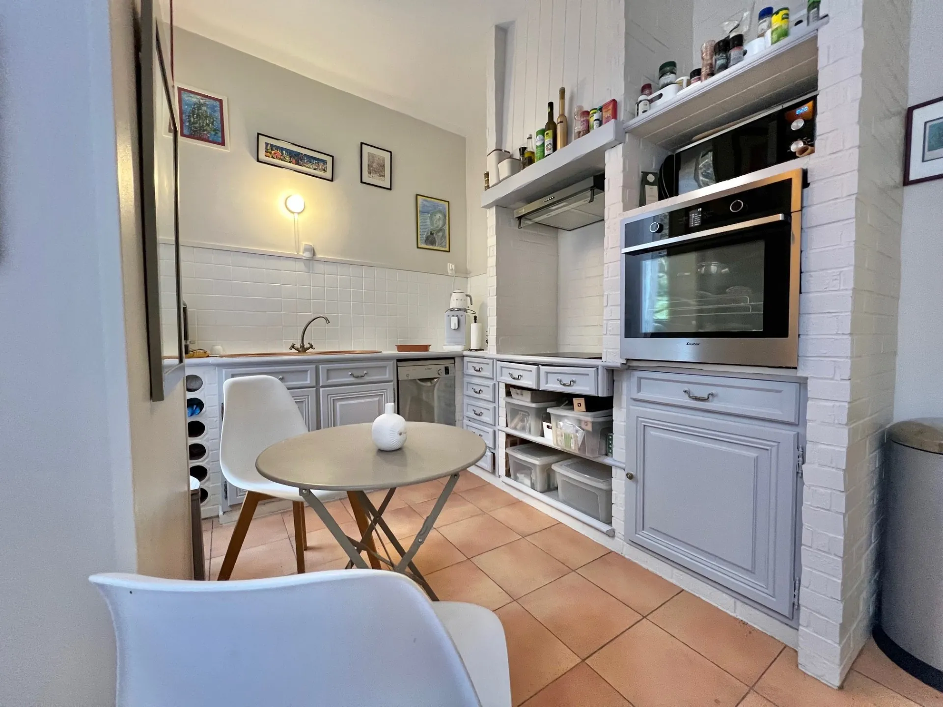 Appartement spacieux à Elbeuf Centre avec 2 chambres et grenier privé 