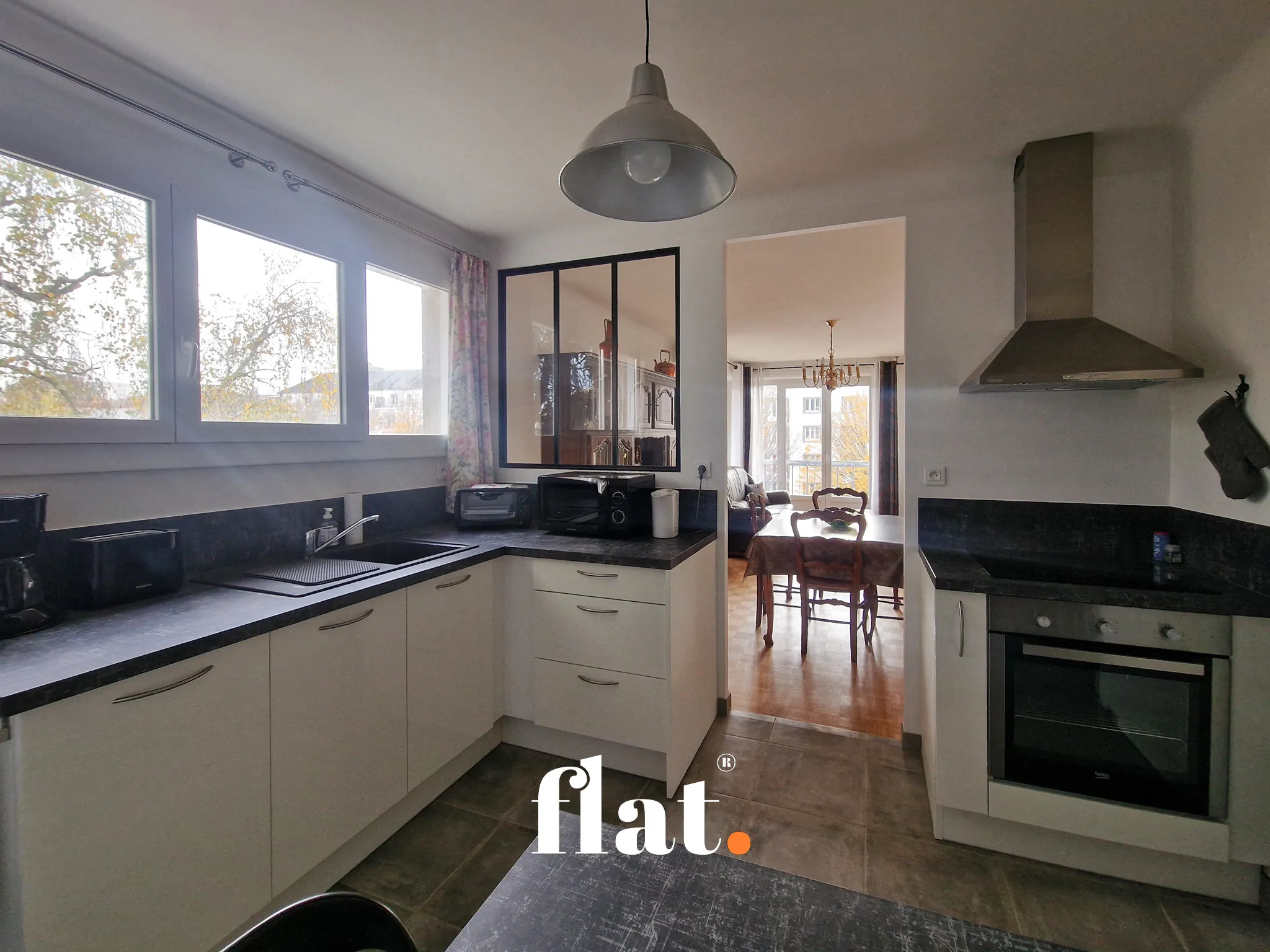 Appartement T3 de 74 m2 à Nantes dans le quartier Plessis-Tison avec parking 