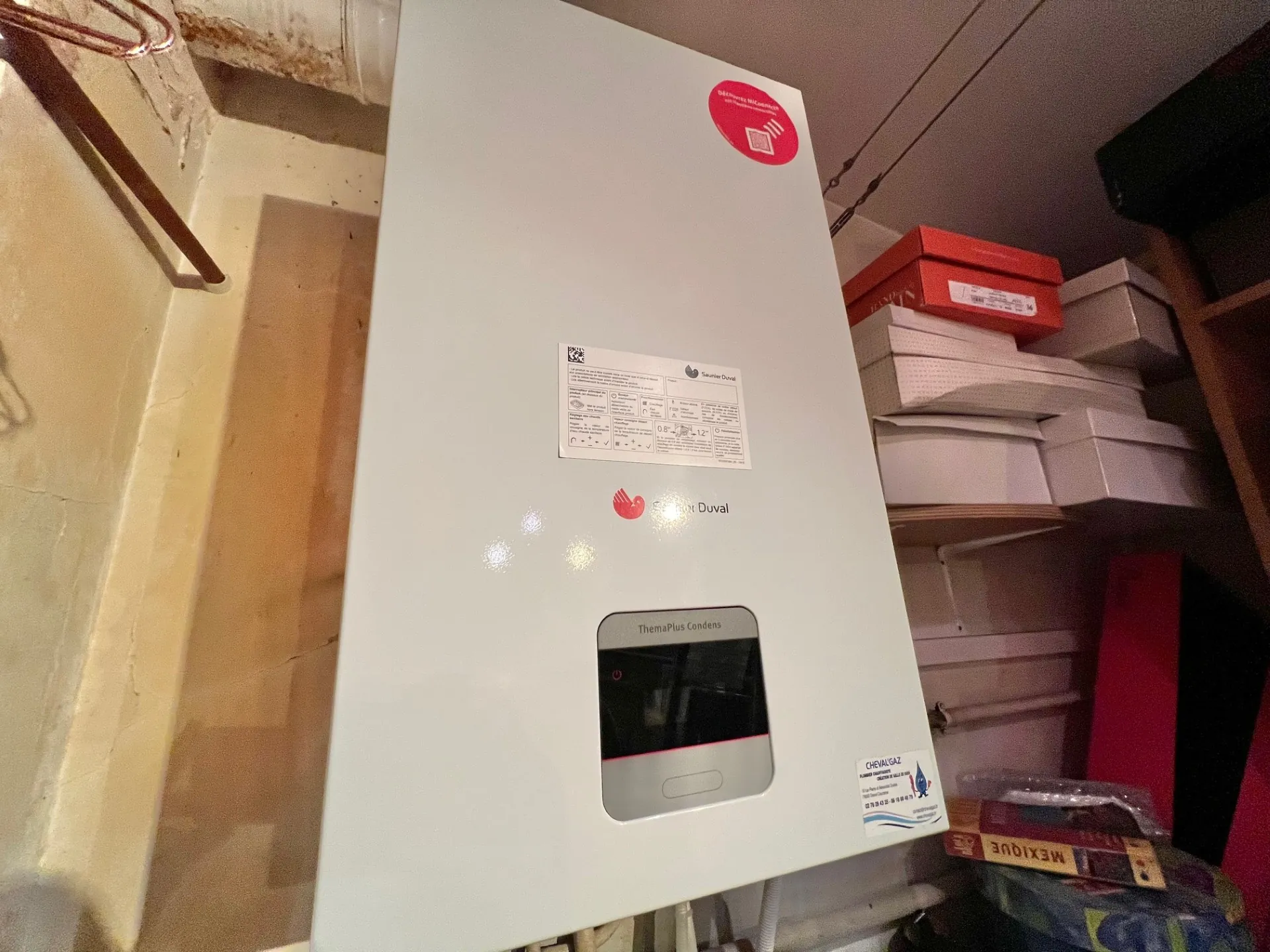 Appartement spacieux à Elbeuf Centre avec 2 chambres et grenier privé 