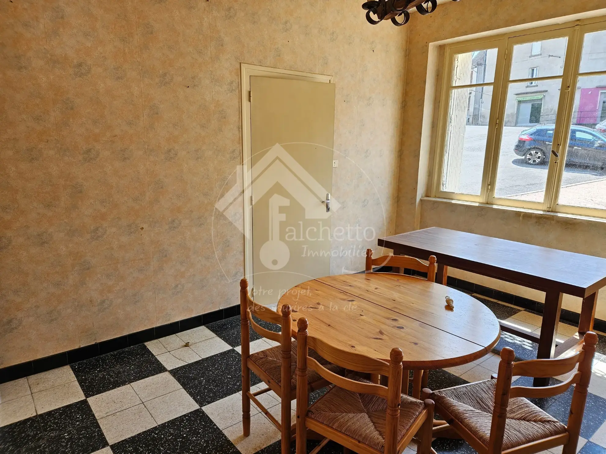 Charmante maison de village de 130 m² avec deux logements à Saint-Léon 