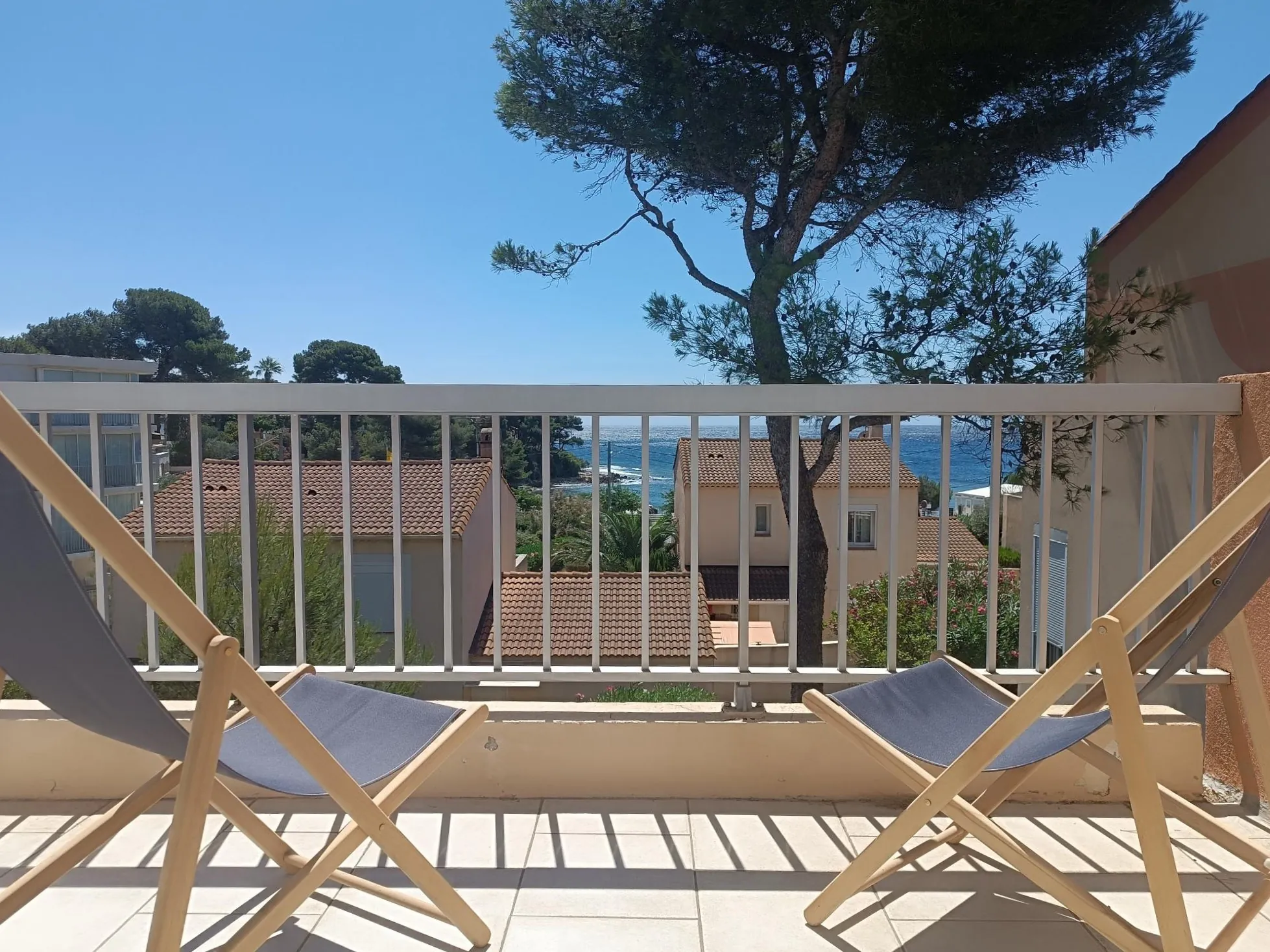 Appartement 1 pièce avec terrasse et vue mer à Carry le Rouet 