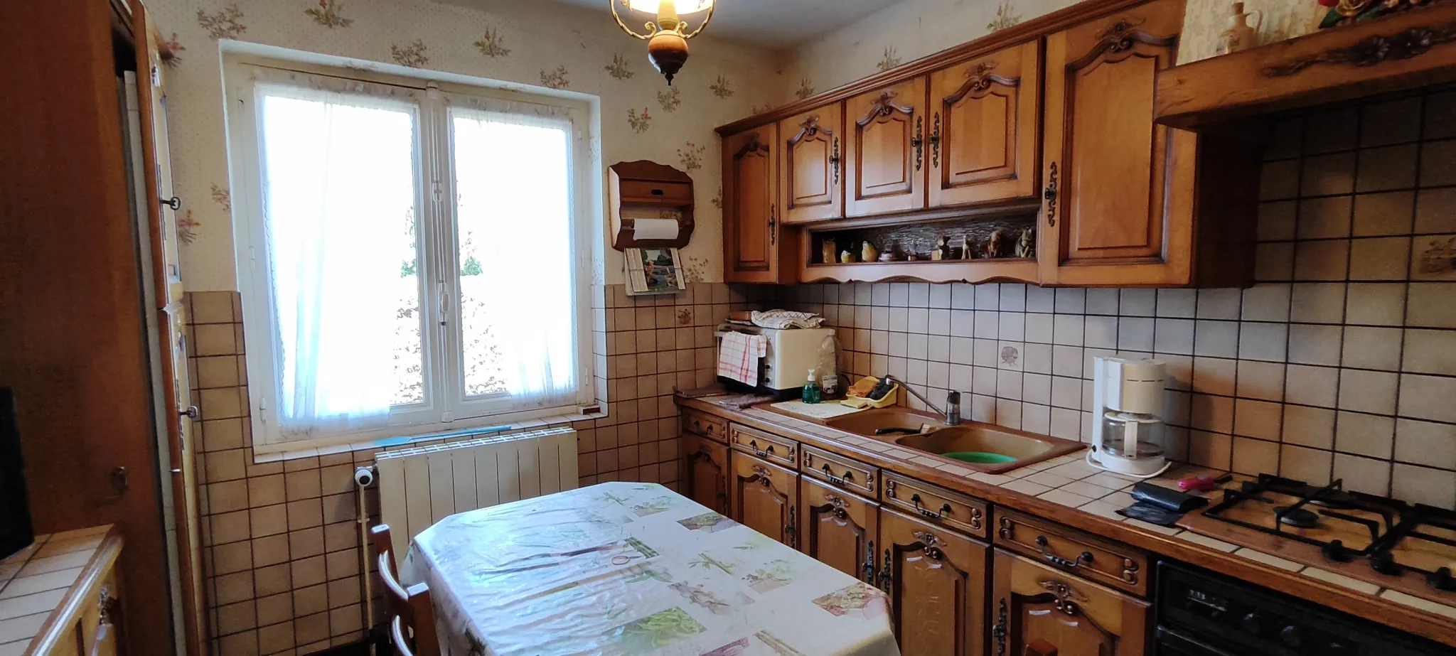 Maison à rénover avec potentiel à Ste Foy l'Argentiere 