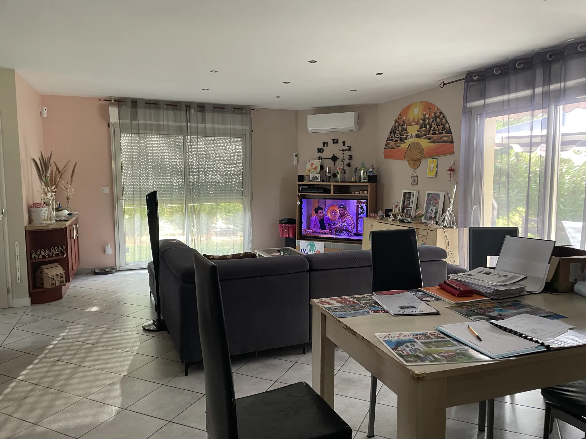 Maison de plain-pied moderne de 101 m² avec terrain clos à Morizes en Gironde 