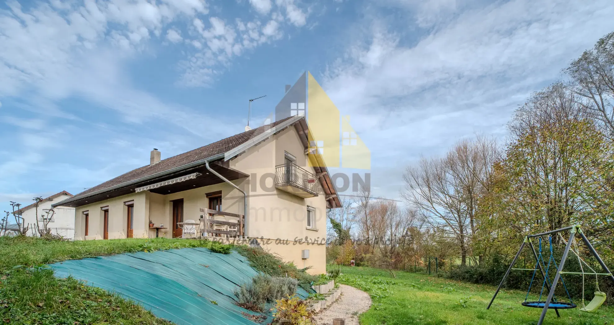 Maison familiale de 180 m² avec jardin à Bletterans - Immobilier résidentiel à vendre 
