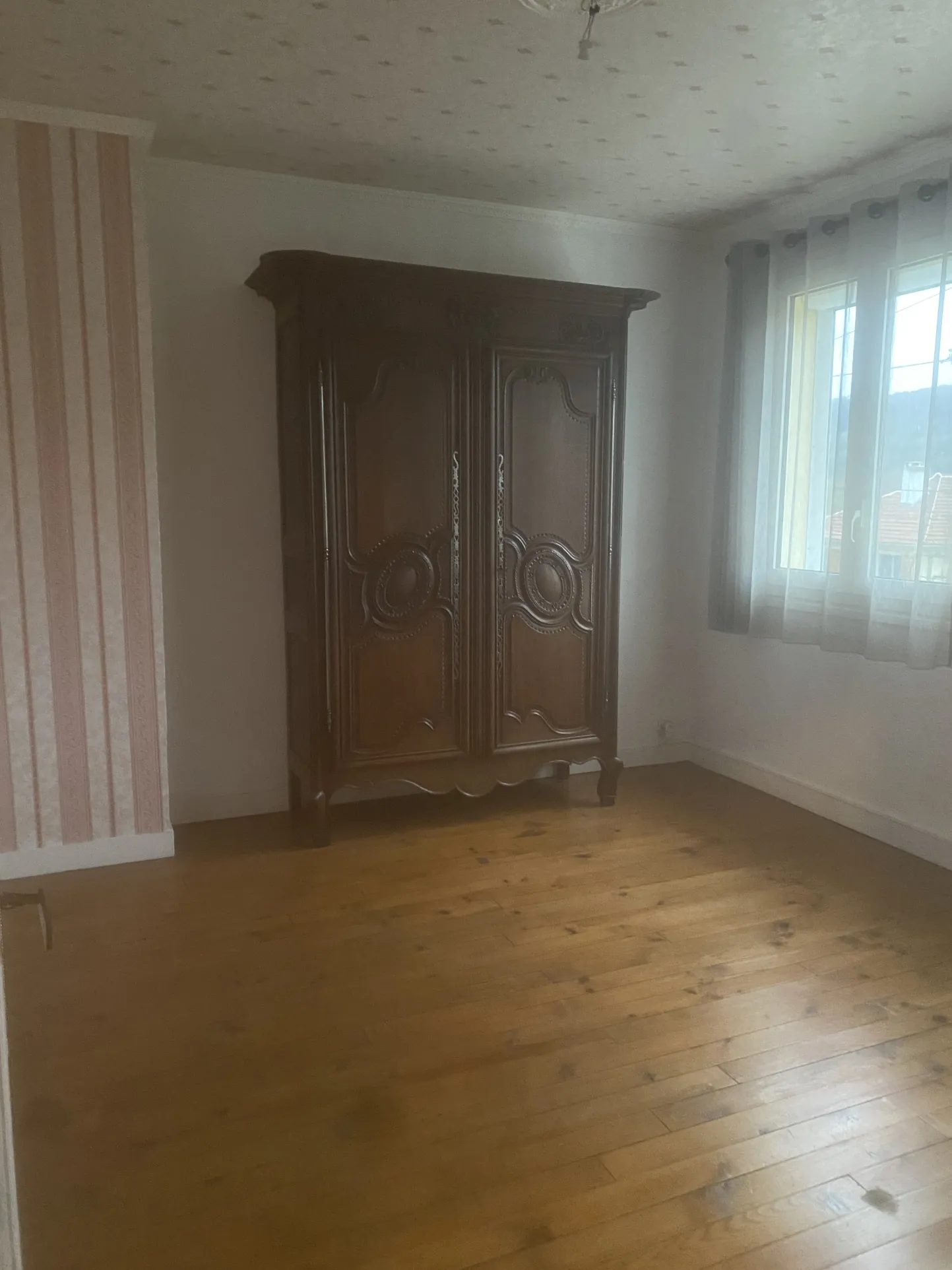 Maison de ville avec jardin à Saint Aubin les Elbeuf, proche gare 