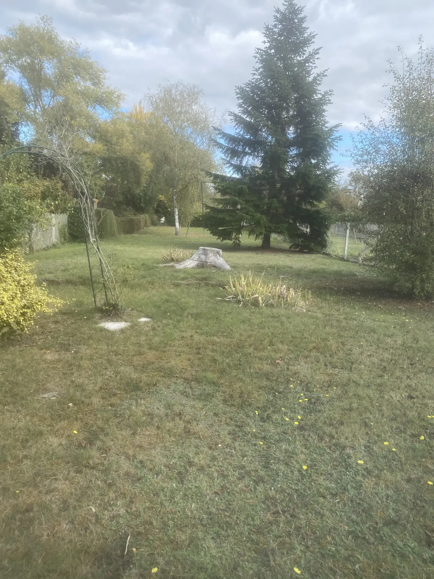 Maison de ville avec jardin à Saint Aubin les Elbeuf, proche gare 