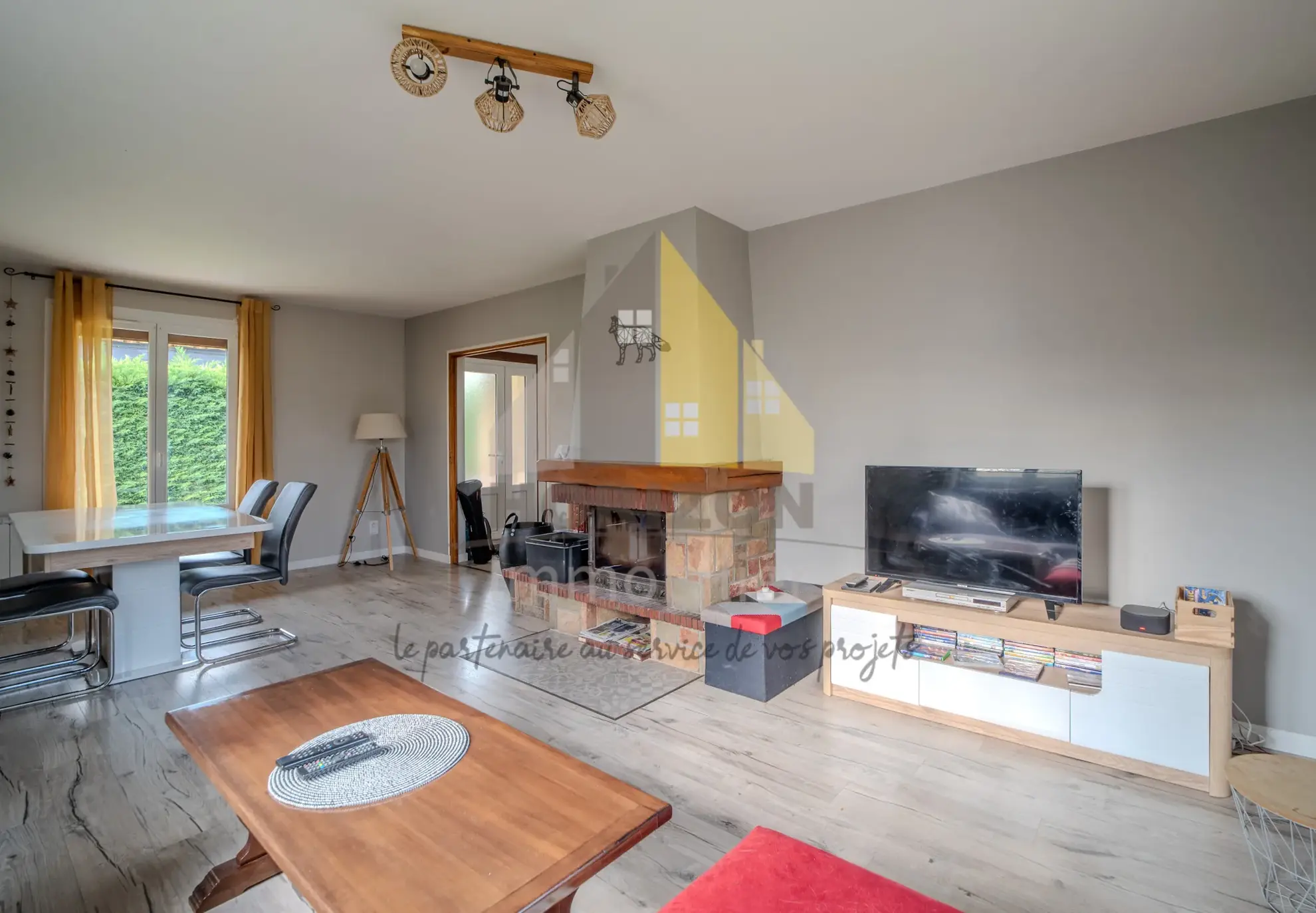 Maison familiale de 180 m² avec jardin à Bletterans - Immobilier résidentiel à vendre 