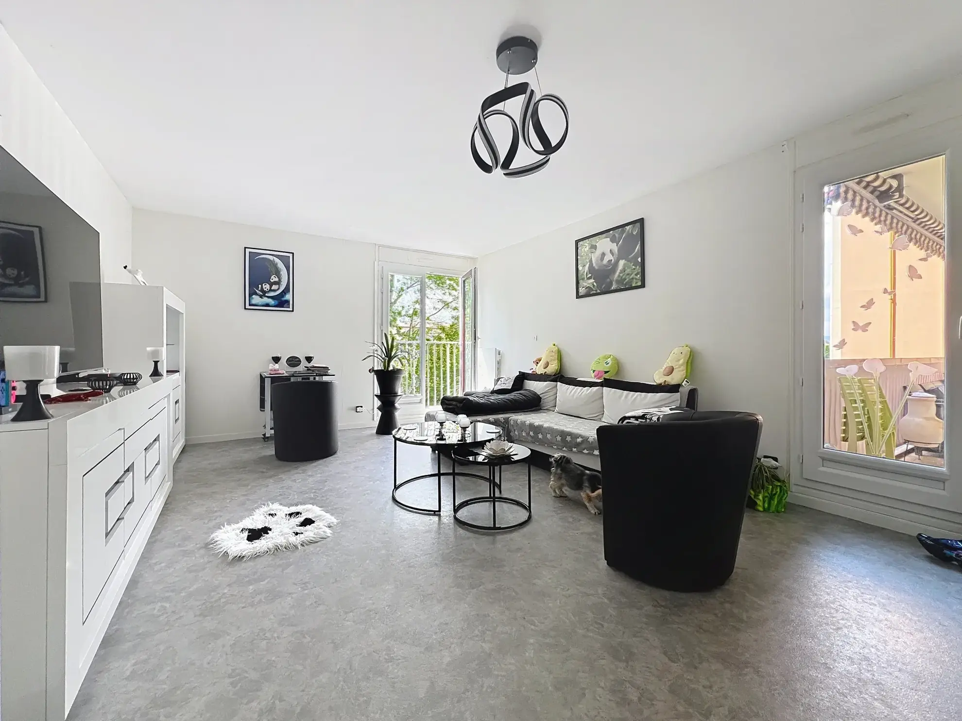 Appartement T3 lumineux de 79m2 à Gleizé avec garage et vue dégagée