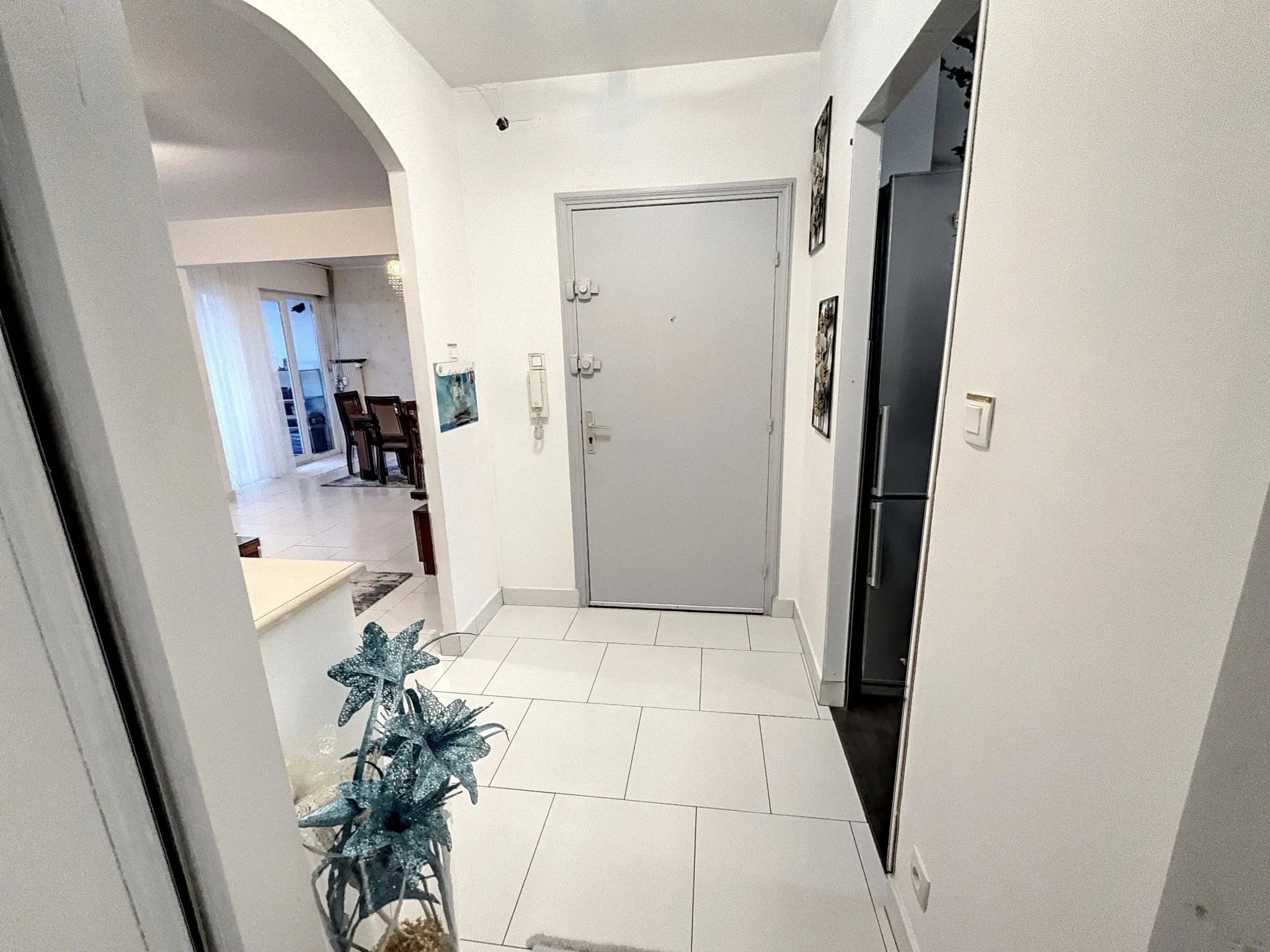 Appartement 3 chambres avec balcon et stationnement à Hoenheim près de Strasbourg 