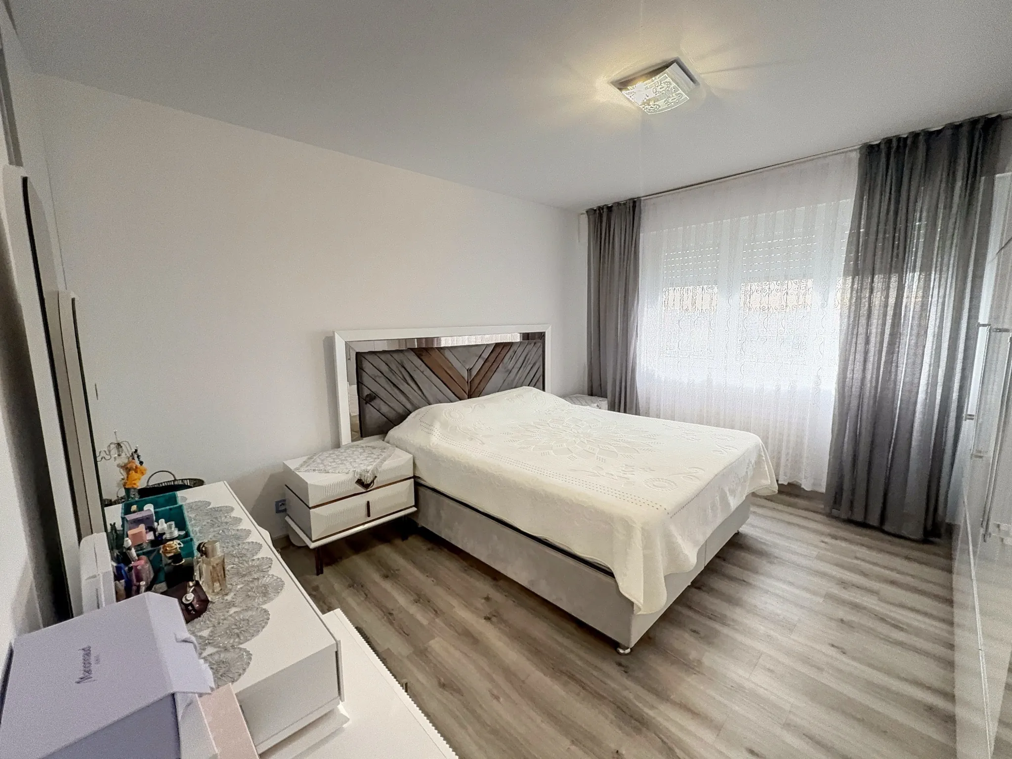 Appartement 3 chambres avec balcon et stationnement à Hoenheim près de Strasbourg 