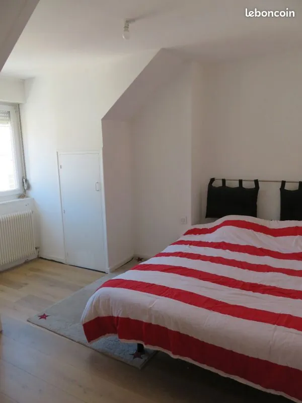 Maison à Dunkerque avec 3 chambres, terrasse et cave, Prête à vivre 