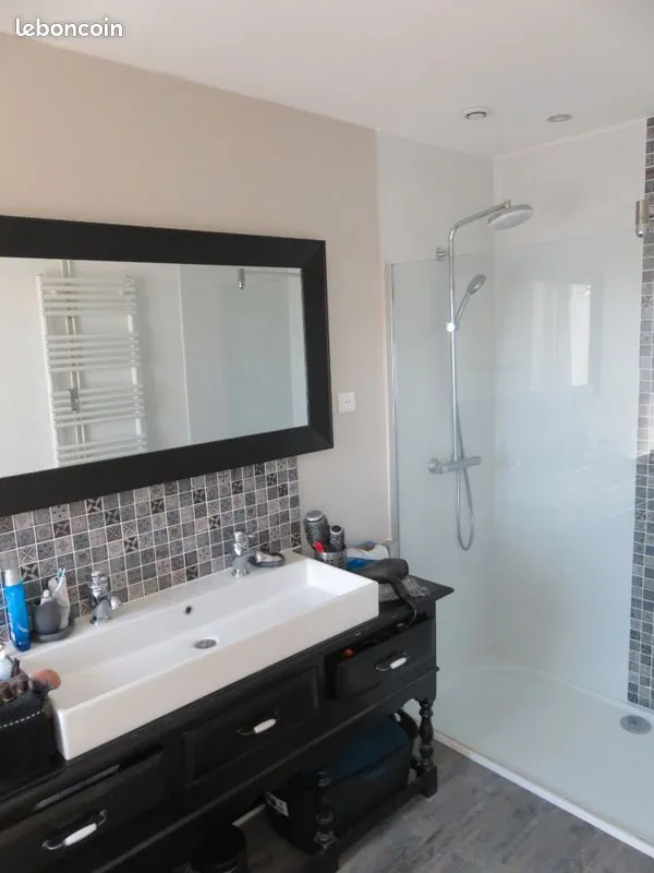 Maison à Dunkerque avec 3 chambres, terrasse et cave, Prête à vivre 