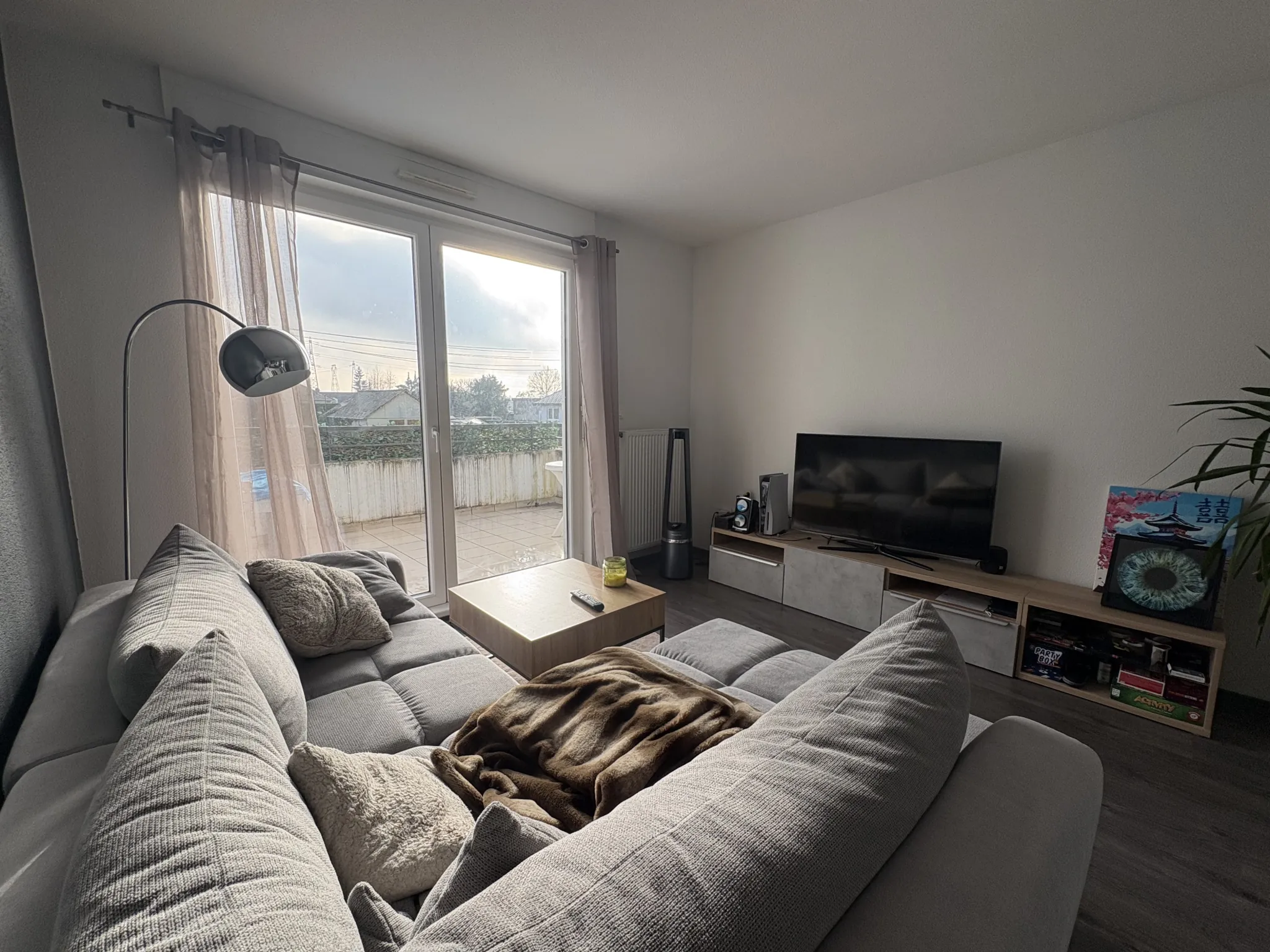 Appartement lumineux de 3 pièces à Kembs avec balcon et parking couvert 