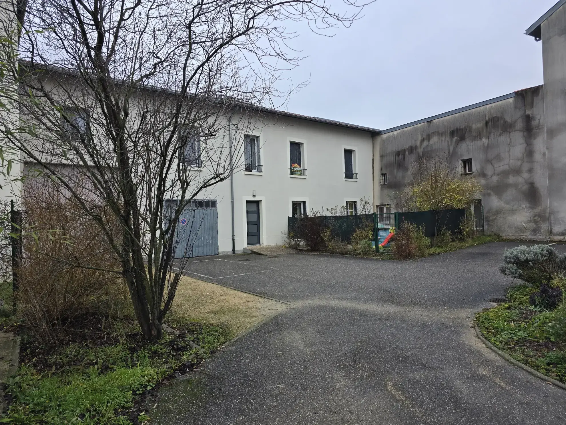 Spacieux duplex de 109 m² avec terrasse et parking à Essey-les-Nancy
