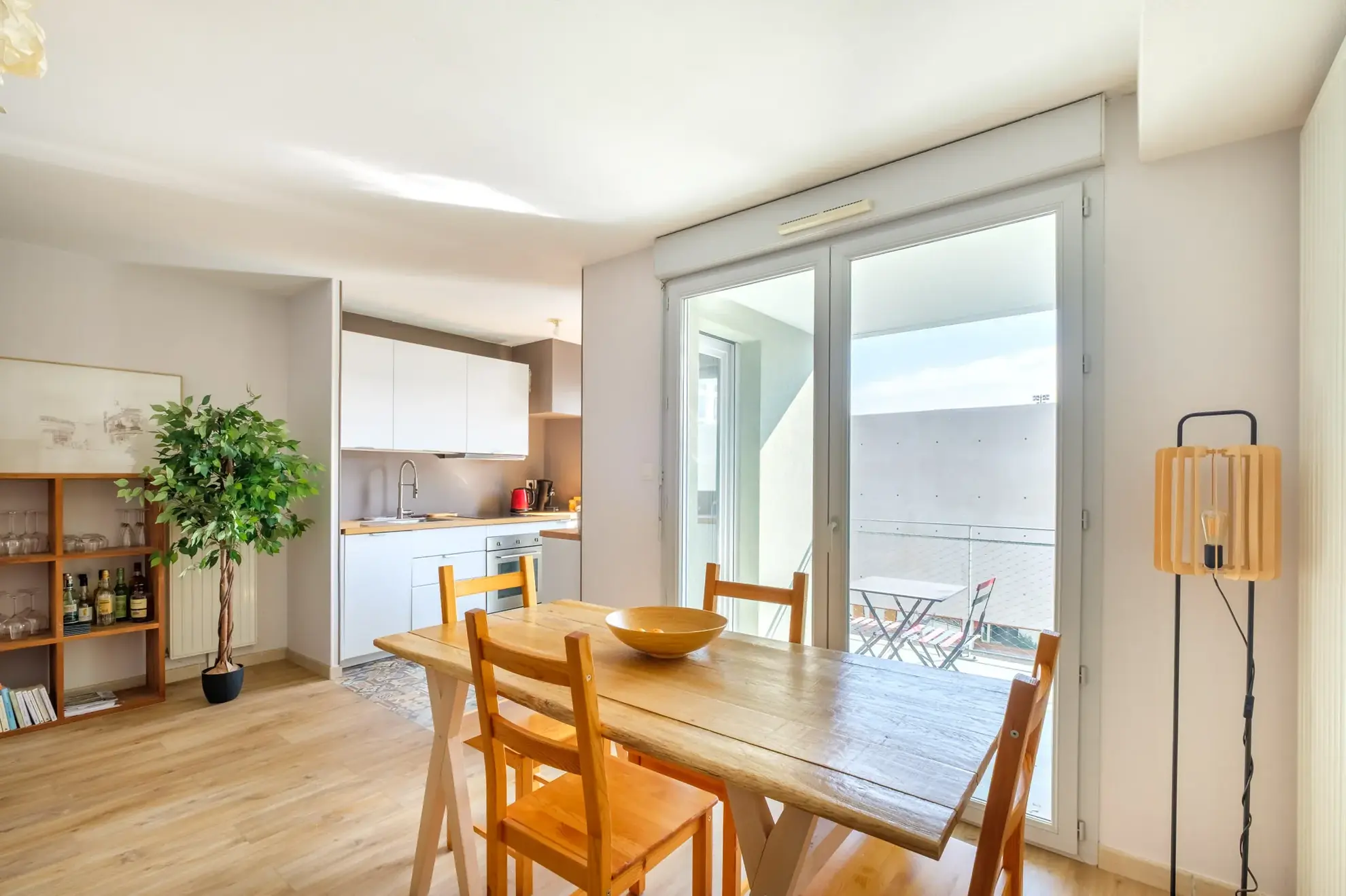 Appartement T3 à vendre à Lyon 9ème avec balcon, parking et proximité métro 