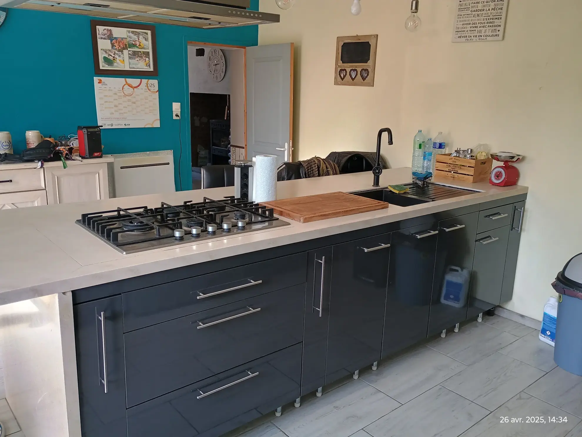 Maison de campagne rénovée avec grand terrain à Franqueville, Aisne 