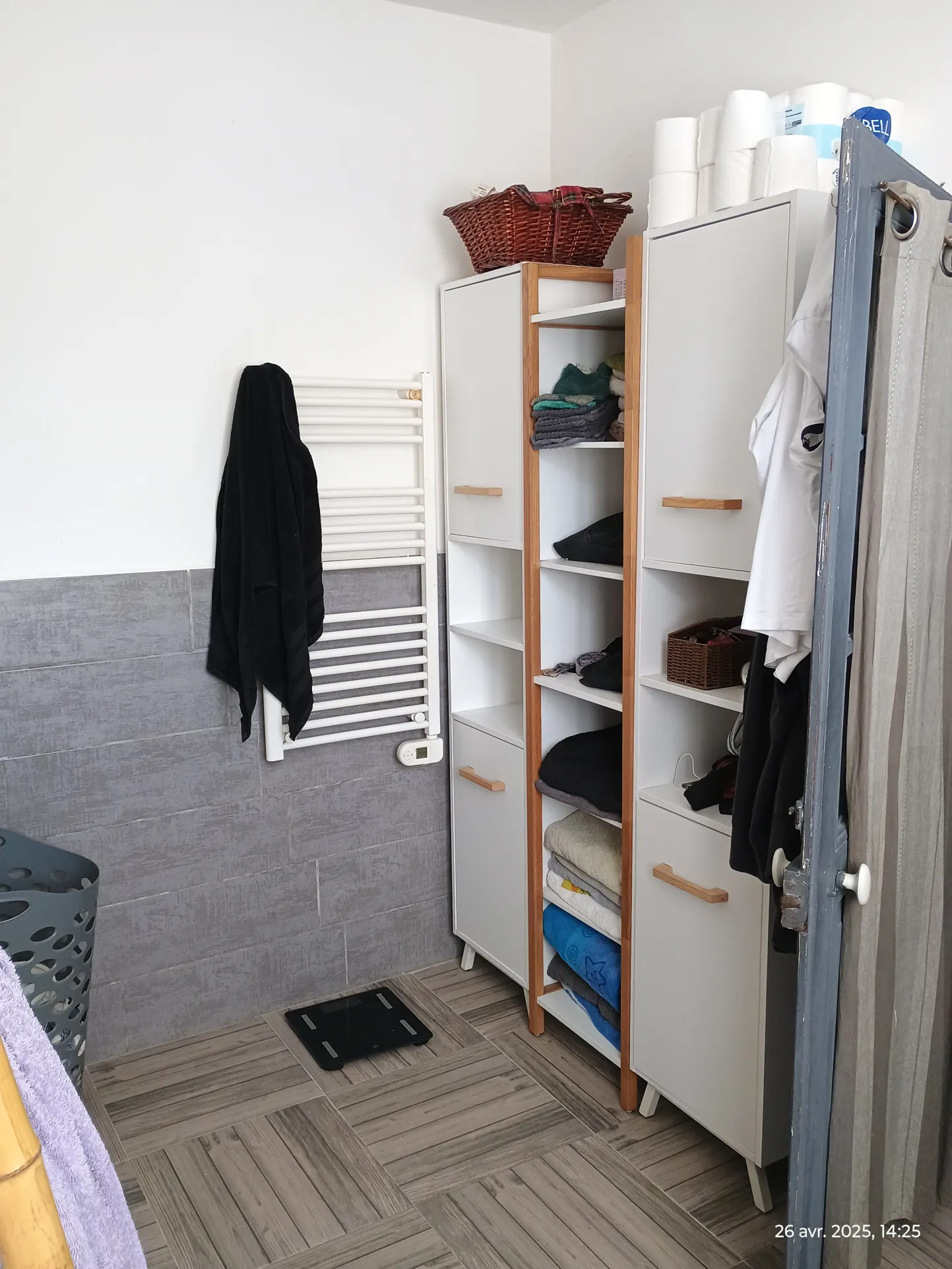 Maison de campagne rénovée avec grand terrain à Franqueville, Aisne 