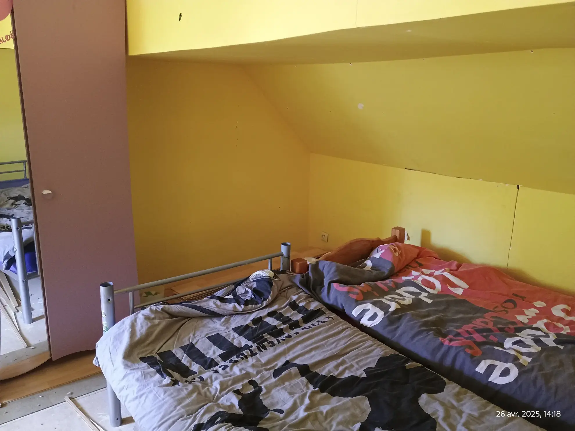 Maison de campagne rénovée avec grand terrain à Franqueville, Aisne 