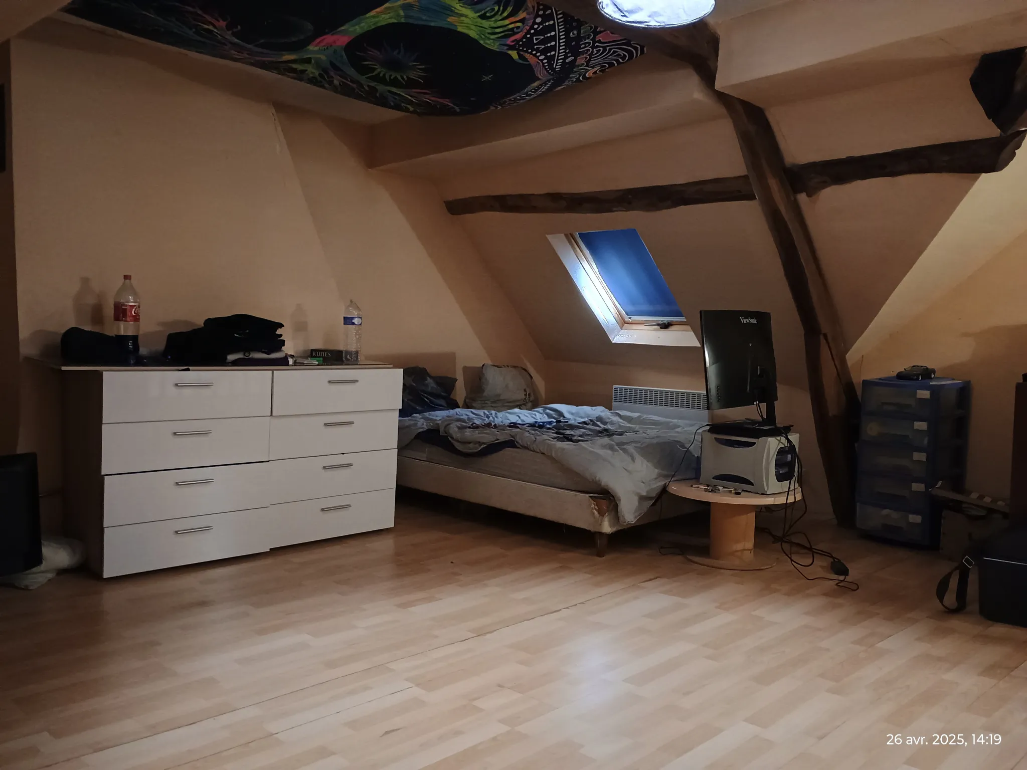 Maison de campagne rénovée avec grand terrain à Franqueville, Aisne 