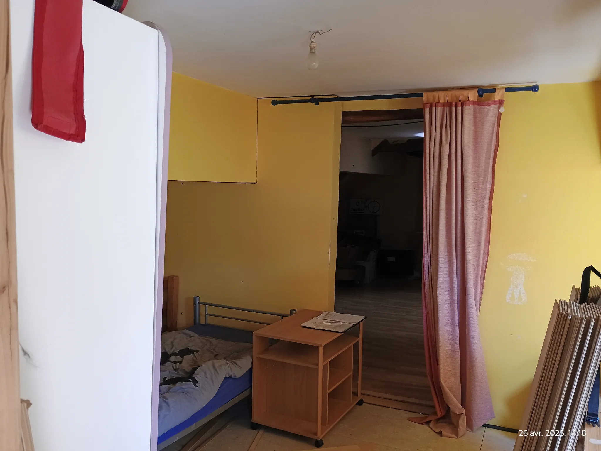 Maison de campagne rénovée avec grand terrain à Franqueville, Aisne 