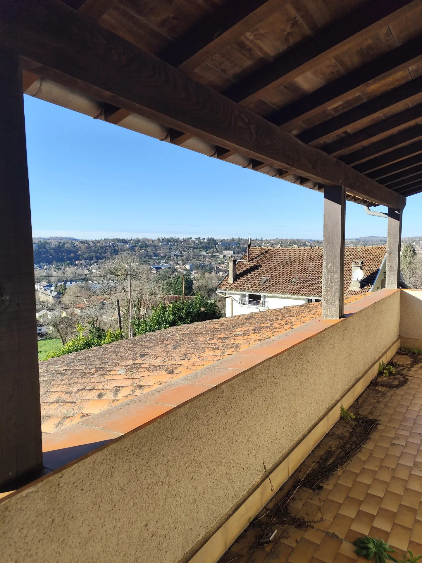 Maison individuelle avec vue dominante à Villefranche-de-Rouergue 