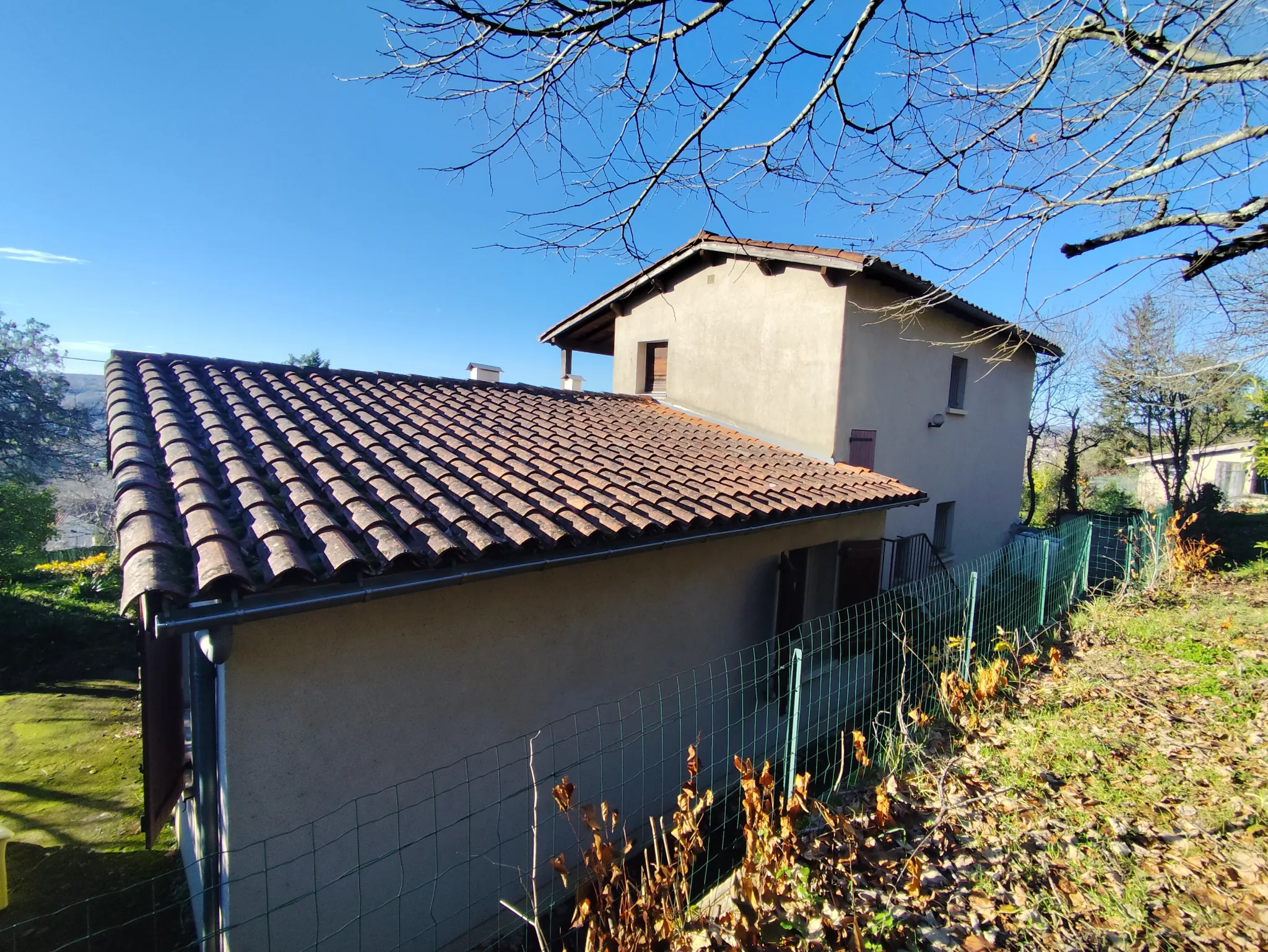 Maison individuelle avec vue dominante à Villefranche-de-Rouergue 