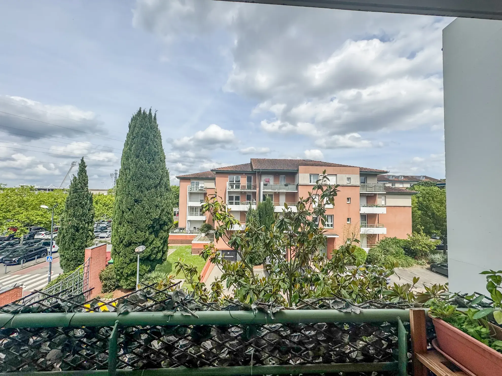 Appartement T3 avec terrasse, garage et piscine à Toulouse - Investissement locatif 